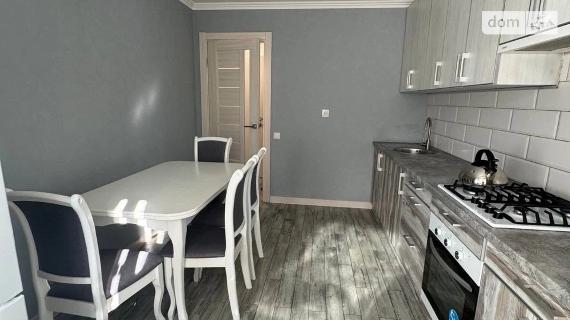 1-комнатная квартира 42 кв. м в Тернополе, ул. Галицкая - фото 3