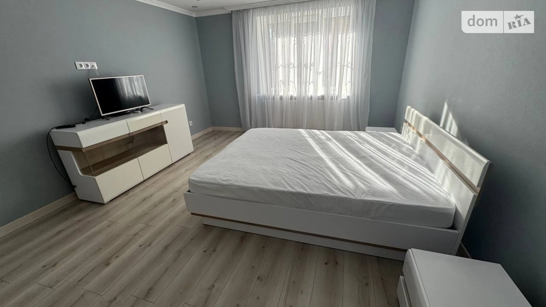 1-комнатная квартира 42 кв. м в Тернополе, ул. Галицкая - фото 5