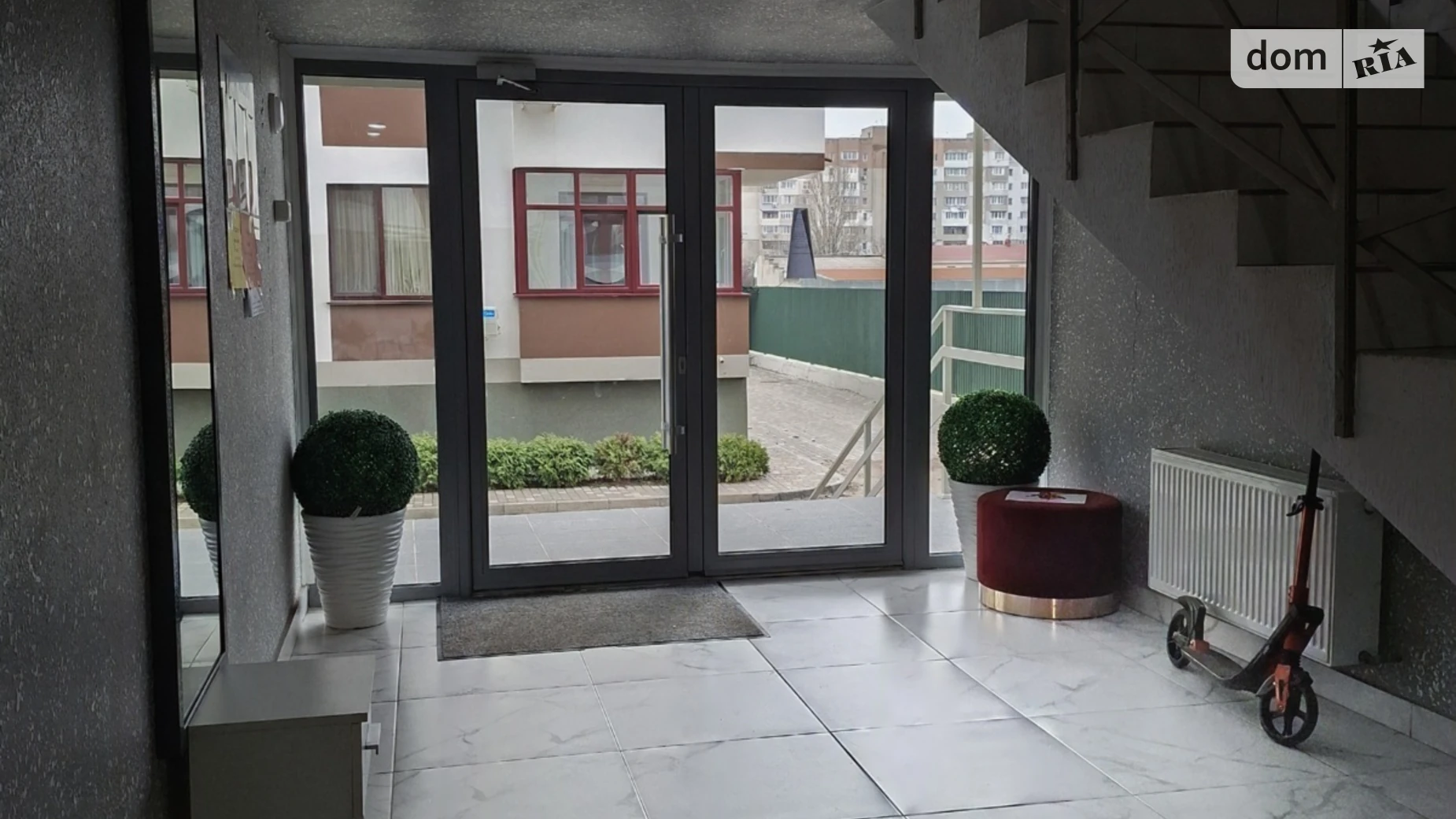 Продається 1-кімнатна квартира 24 кв. м у Крижанівка, вул. Захисників України(Генерала Бочарова), 66В - фото 2