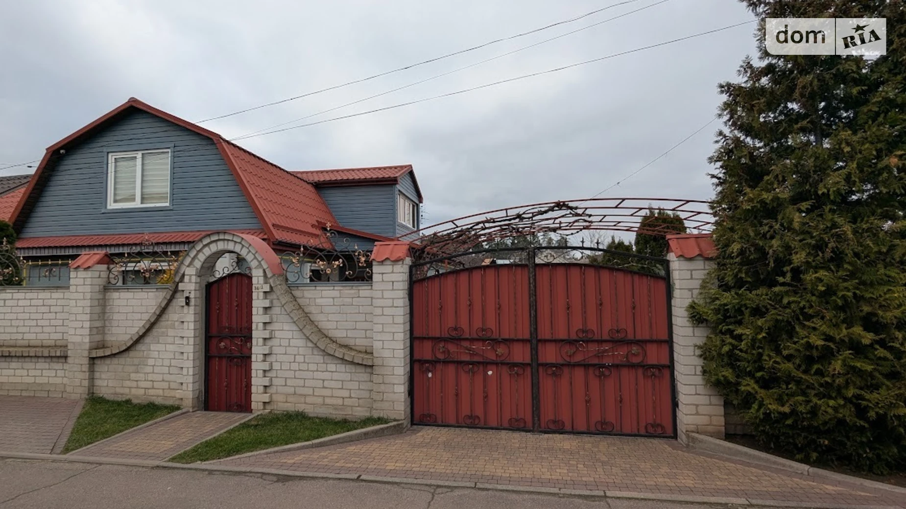 Продается дом на 2 этажа 126.5 кв. м с бассейном, цена: 180000 $ - фото 3