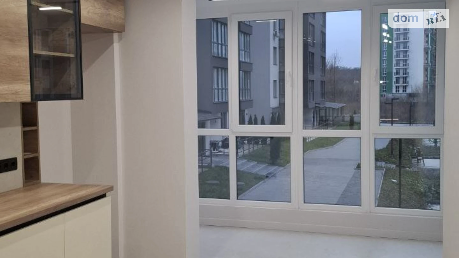 Продается 1-комнатная квартира 47.3 кв. м в Львове, ул. Роксоляны, 163 - фото 2