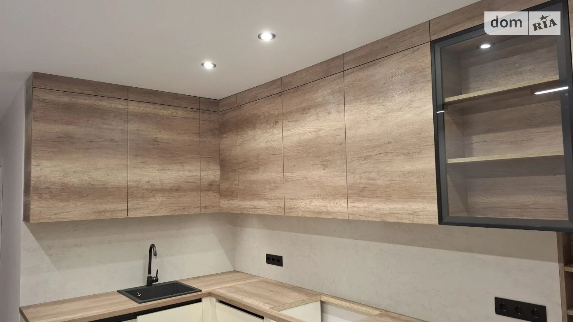 Продается 1-комнатная квартира 47.3 кв. м в Львове, ул. Роксоляны, 163 - фото 5