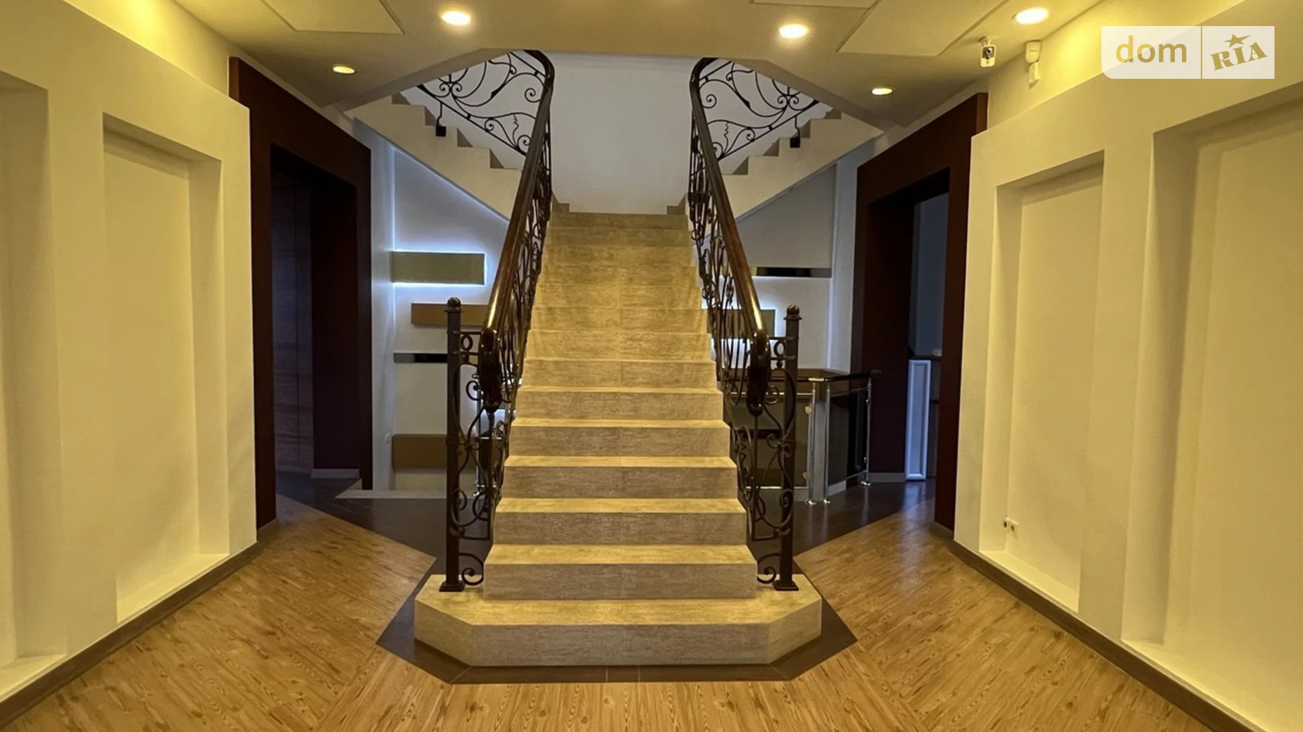 Сдается в аренду помещения свободного назначения 700 кв. м в 4-этажном здании, цена: 150000 грн - фото 3