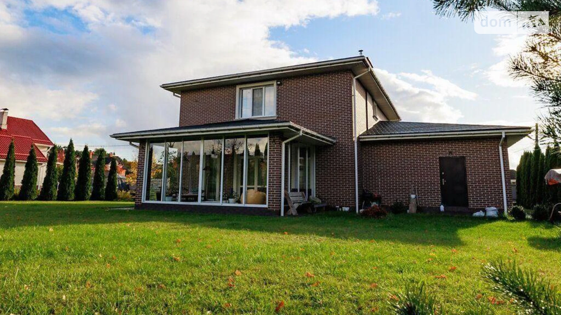 Продается дом на 2 этажа 255 кв. м с балконом, цена: 290000 $ - фото 2