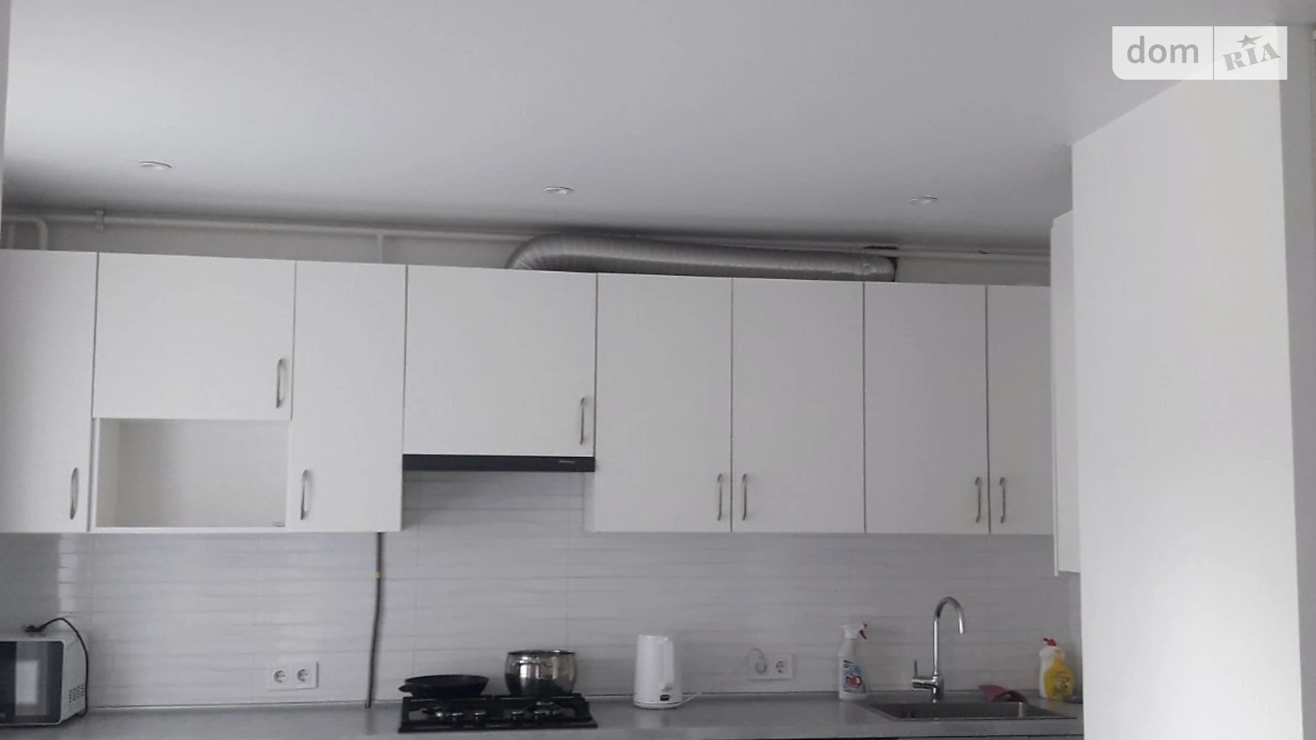 Сдается в аренду 1-комнатная квартира 43 кв. м в Львове, ул. Малоголоскивская, 36 - фото 2