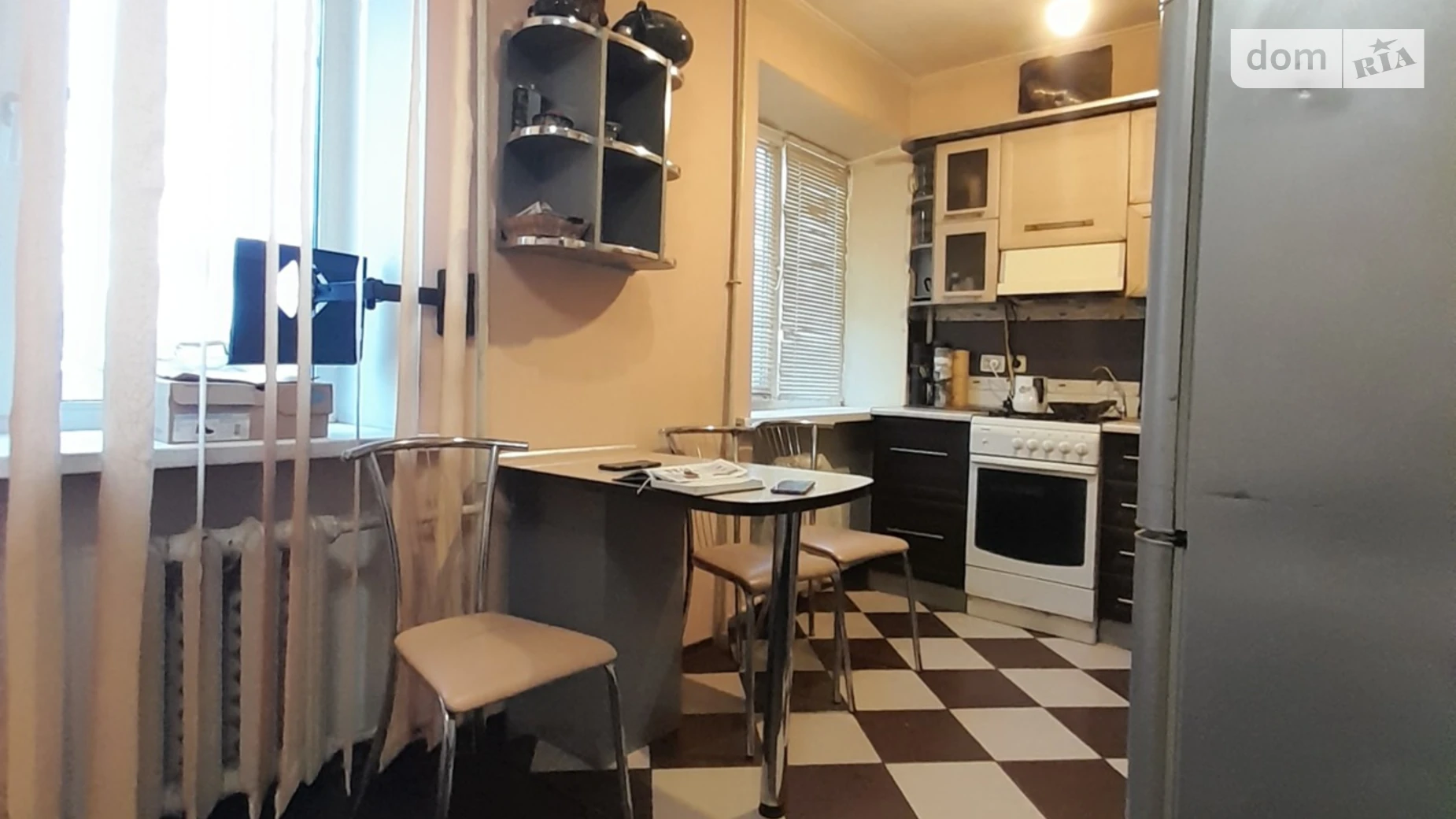 Сдается в аренду 3-комнатная квартира 60 кв. м в Виннице, ул. Антона Листопада(Ермака) - фото 2