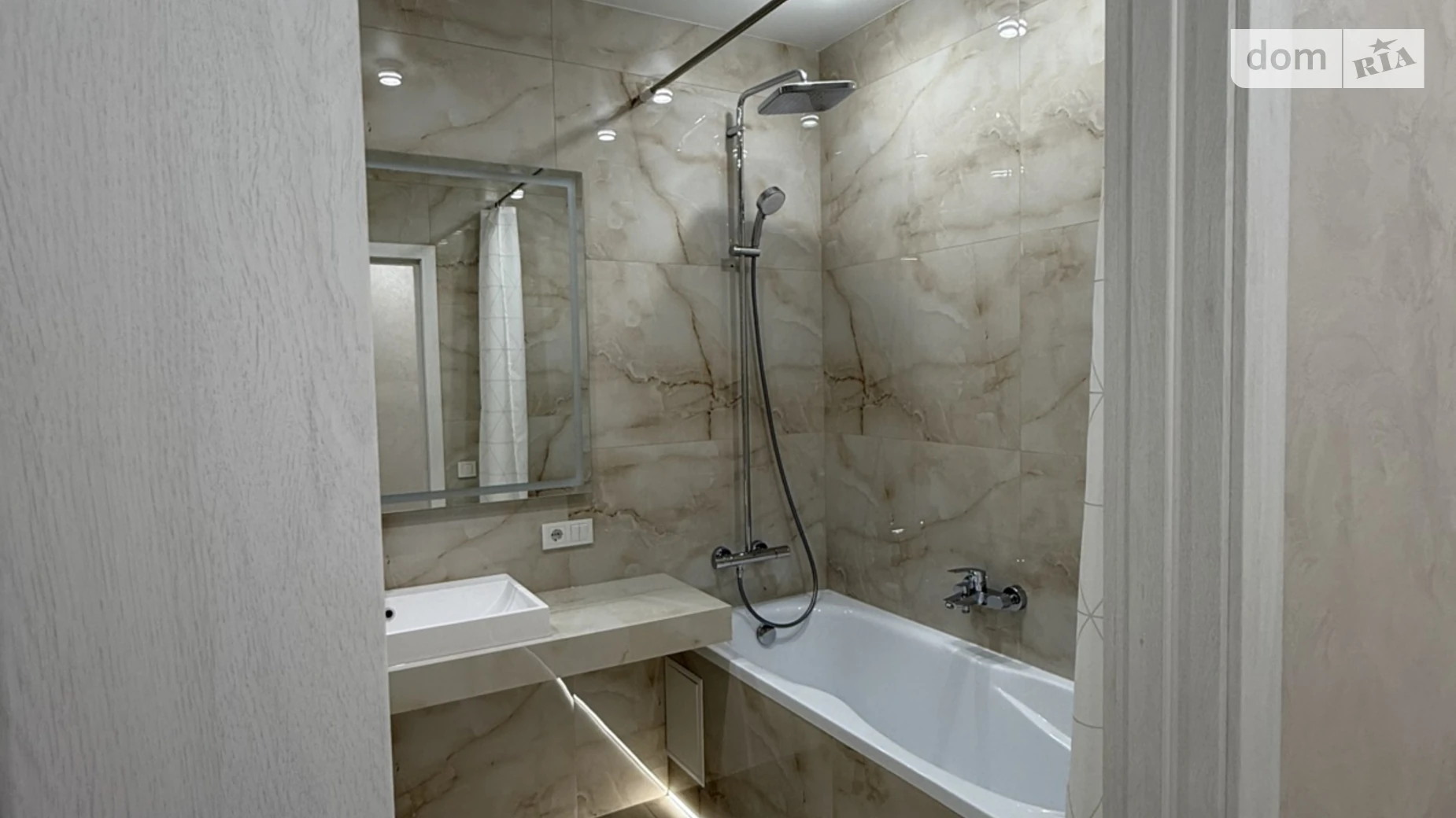 Сдается в аренду 2-комнатная квартира 73 кв. м в Хмельницком, пер. Франко Ивана, 8/1Г - фото 5