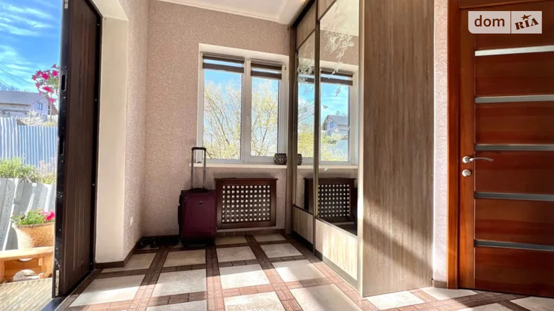 Продается дом на 3 этажа 191 кв. м с балконом, цена: 99000 $ - фото 5