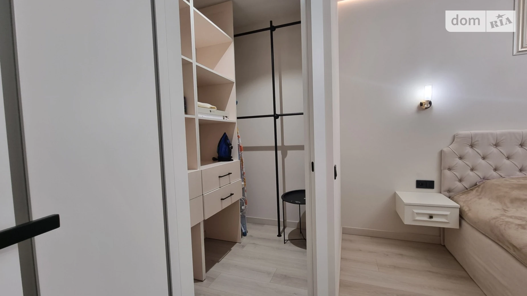 Сдается в аренду 1-комнатная квартира 50 кв. м в Львове, ул. Пулюя Ивана, 40/15 - фото 4