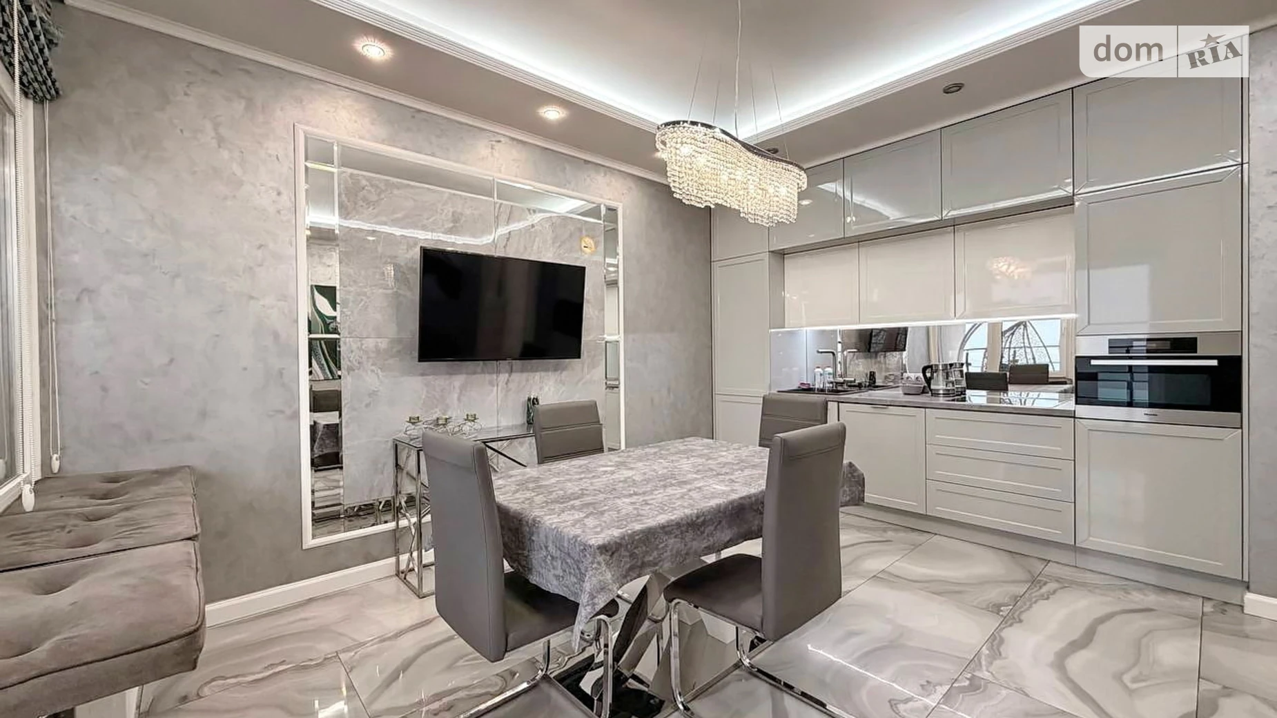 Сдается в аренду 3-комнатная квартира 90 кв. м в Одессе, ул. Валерия Самофалова, 16А/5 - фото 2