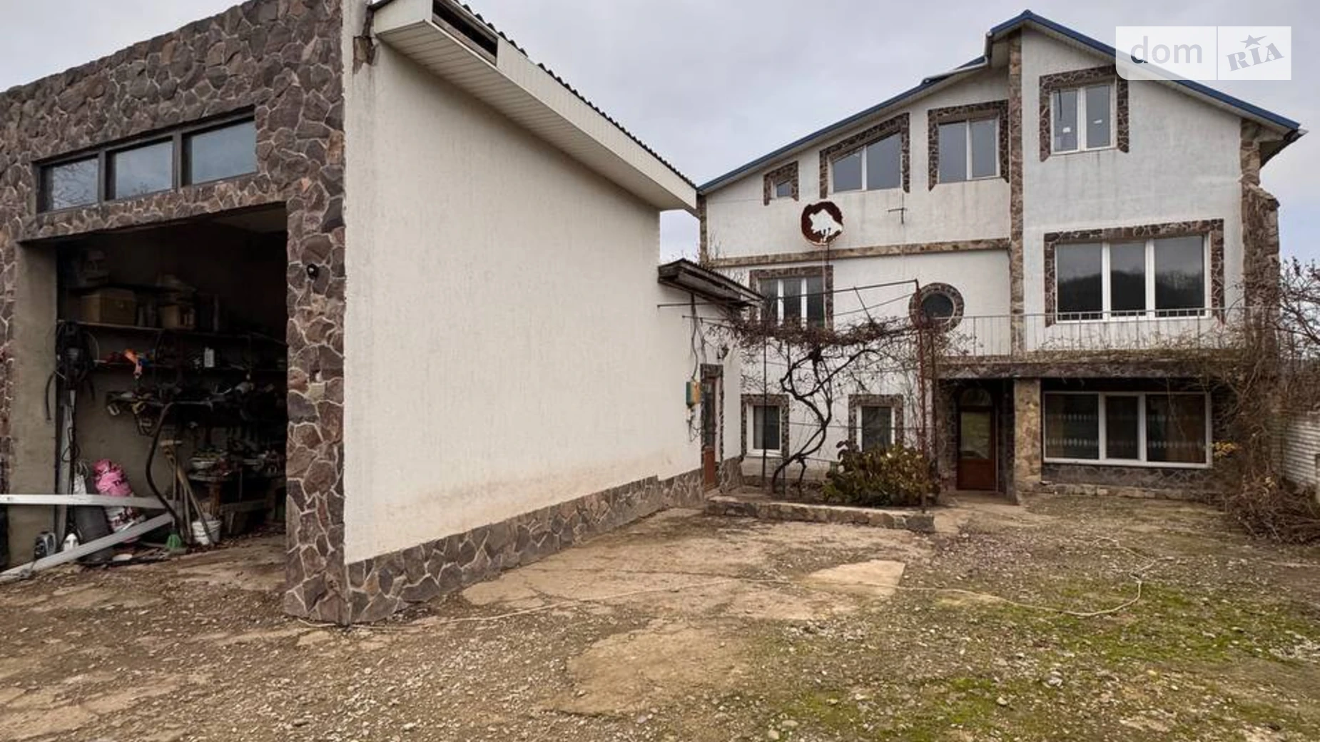 Продается дом на 3 этажа 316 кв. м с балконом, цена: 97000 $ - фото 2