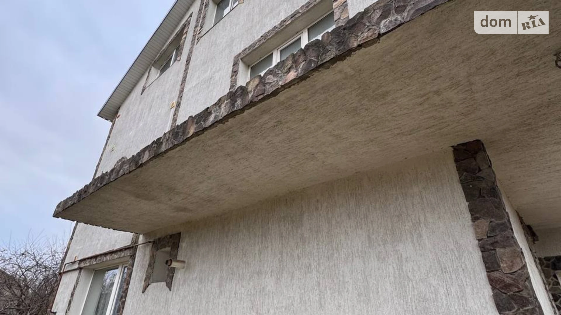 Продается дом на 3 этажа 316 кв. м с балконом, цена: 97000 $ - фото 3