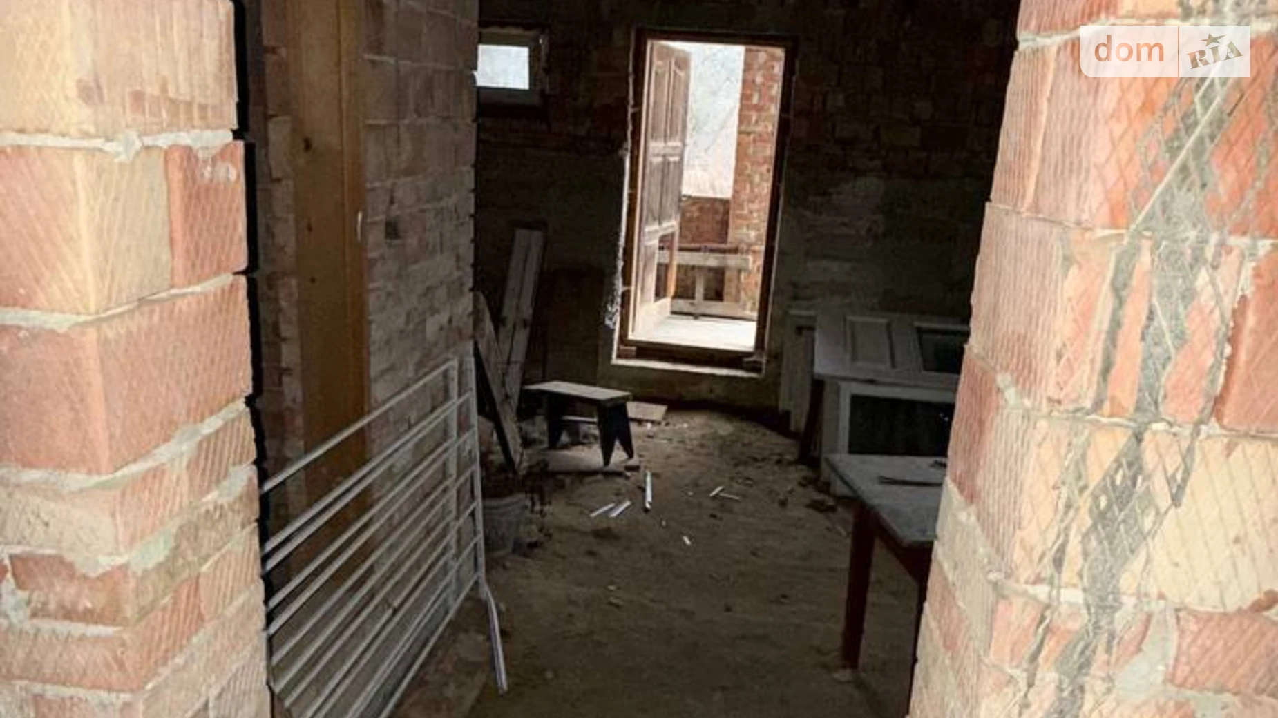 Продается дом на 3 этажа 165 кв. м с садом, цена: 52000 $ - фото 3