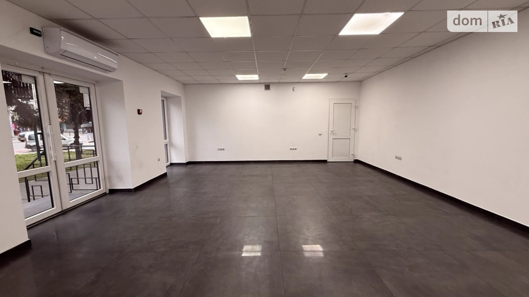 Сдается в аренду помещения свободного назначения 43.2 кв. м в 5-этажном здании, цена: 18000 грн - фото 4