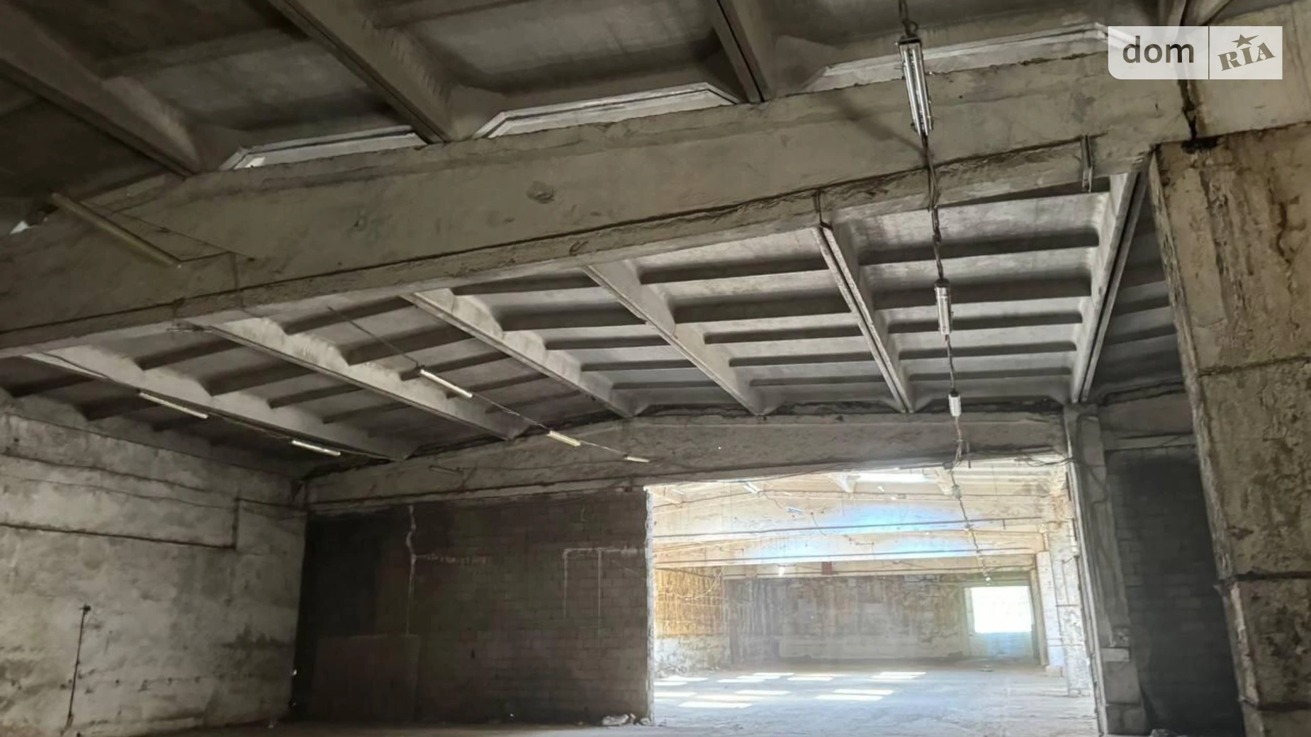 Продается объект сферы услуг 5216.7 кв. м в 1-этажном здании, цена: 1500000 $ - фото 4