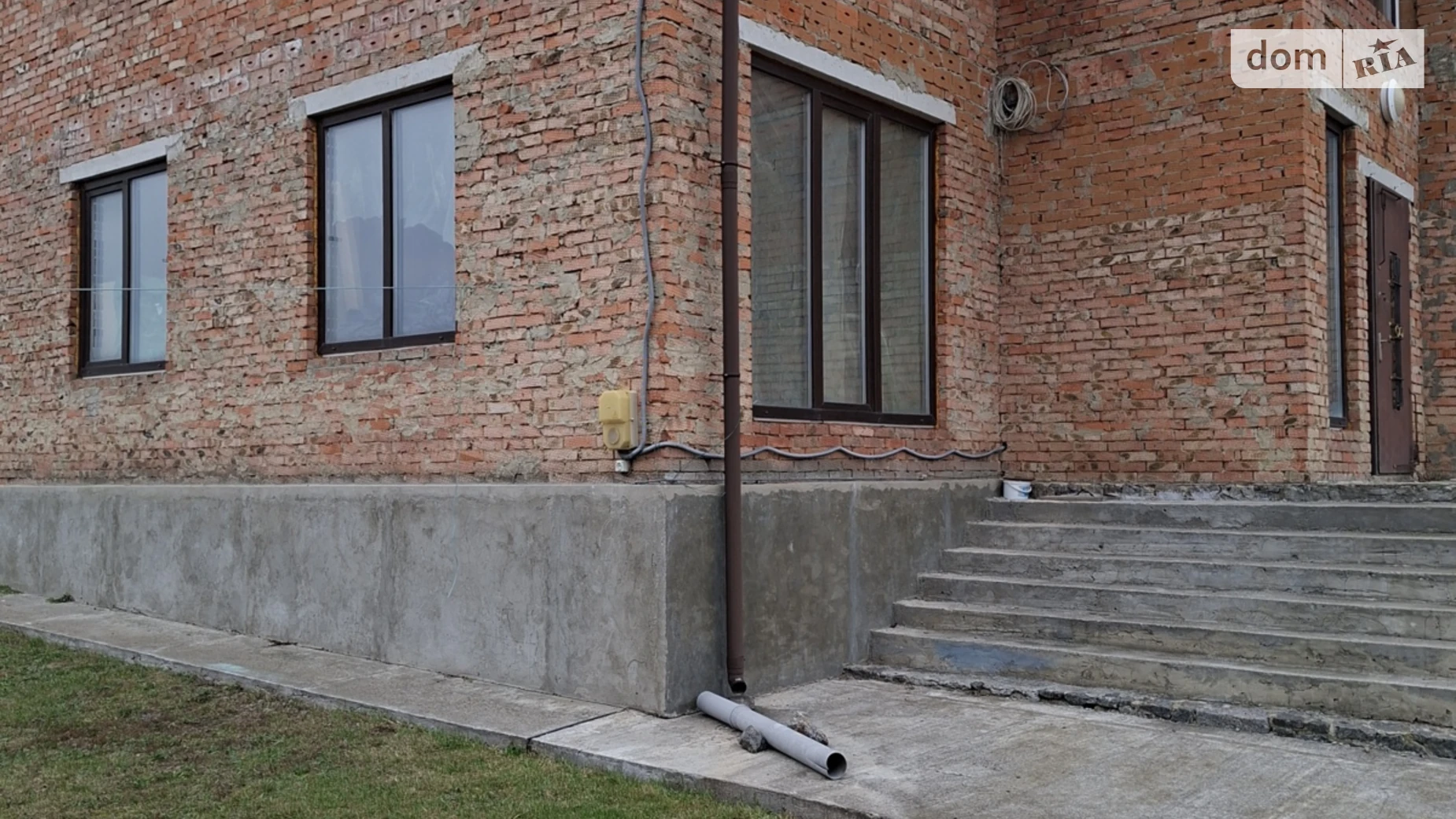 Продается дом на 2 этажа 120 кв. м с подвалом, цена: 65000 $ - фото 2