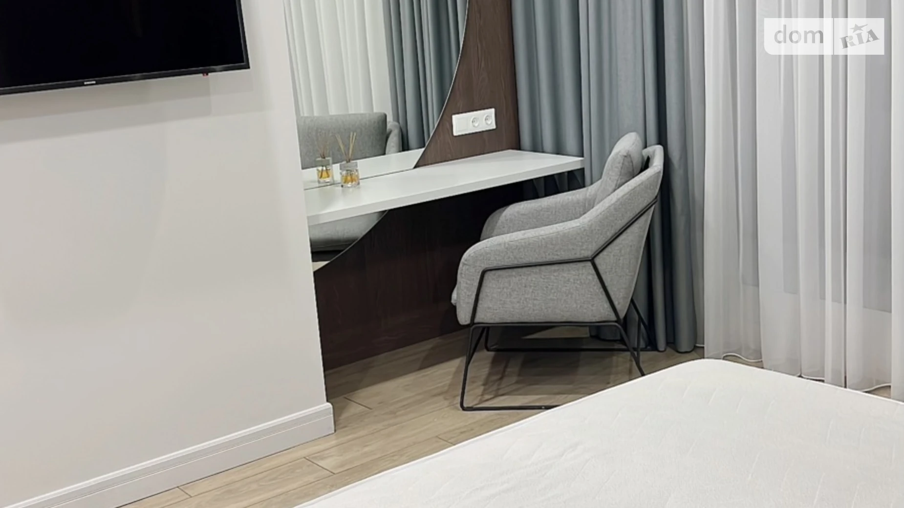 Сдается в аренду 1-комнатная квартира 57 кв. м в Киеве, ул. Богдана Хмельницкого, 58А - фото 2