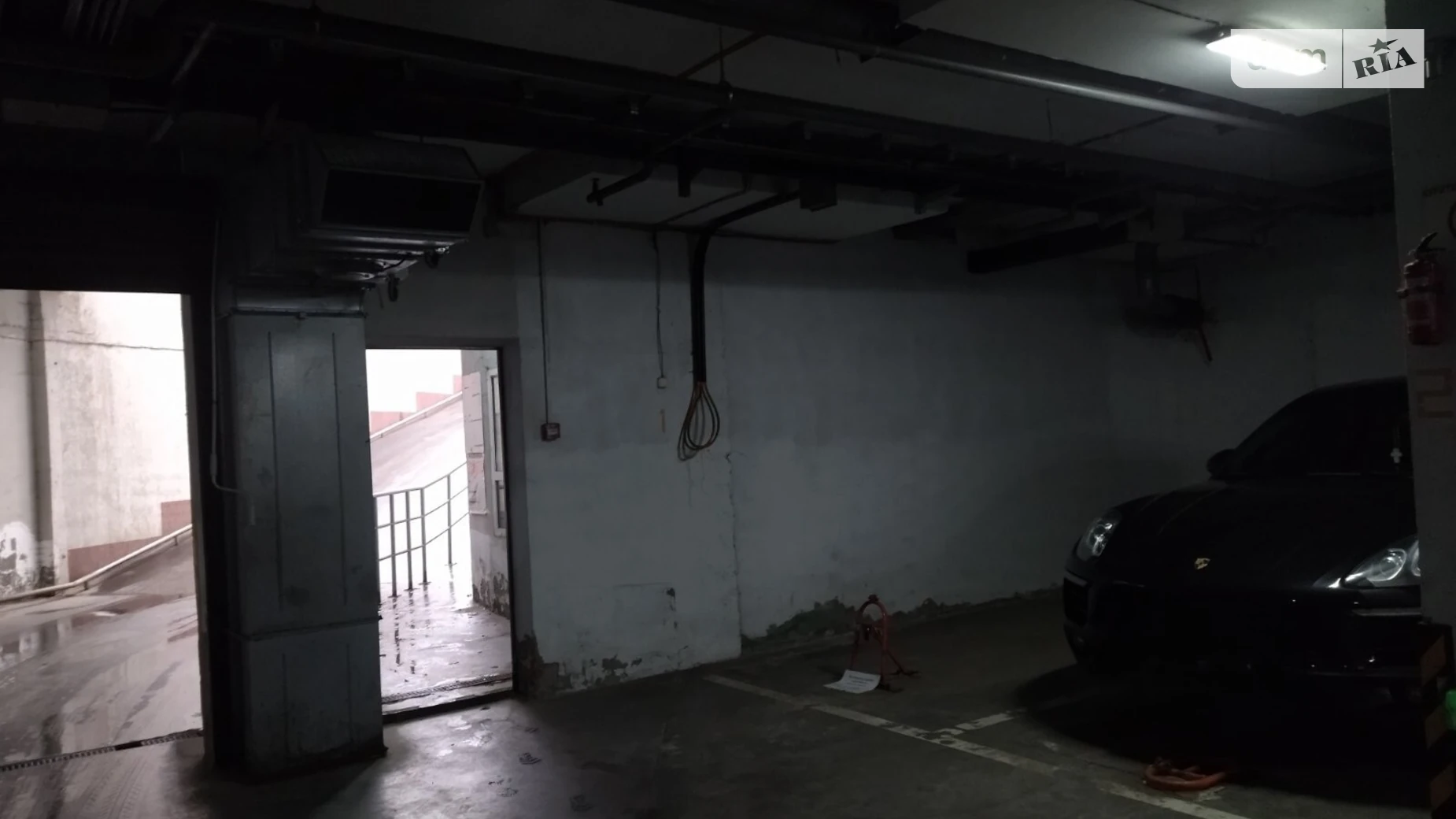 Продается подземный паркинг универсальный на 24.5 кв. м, цена: 25725 $ - фото 3