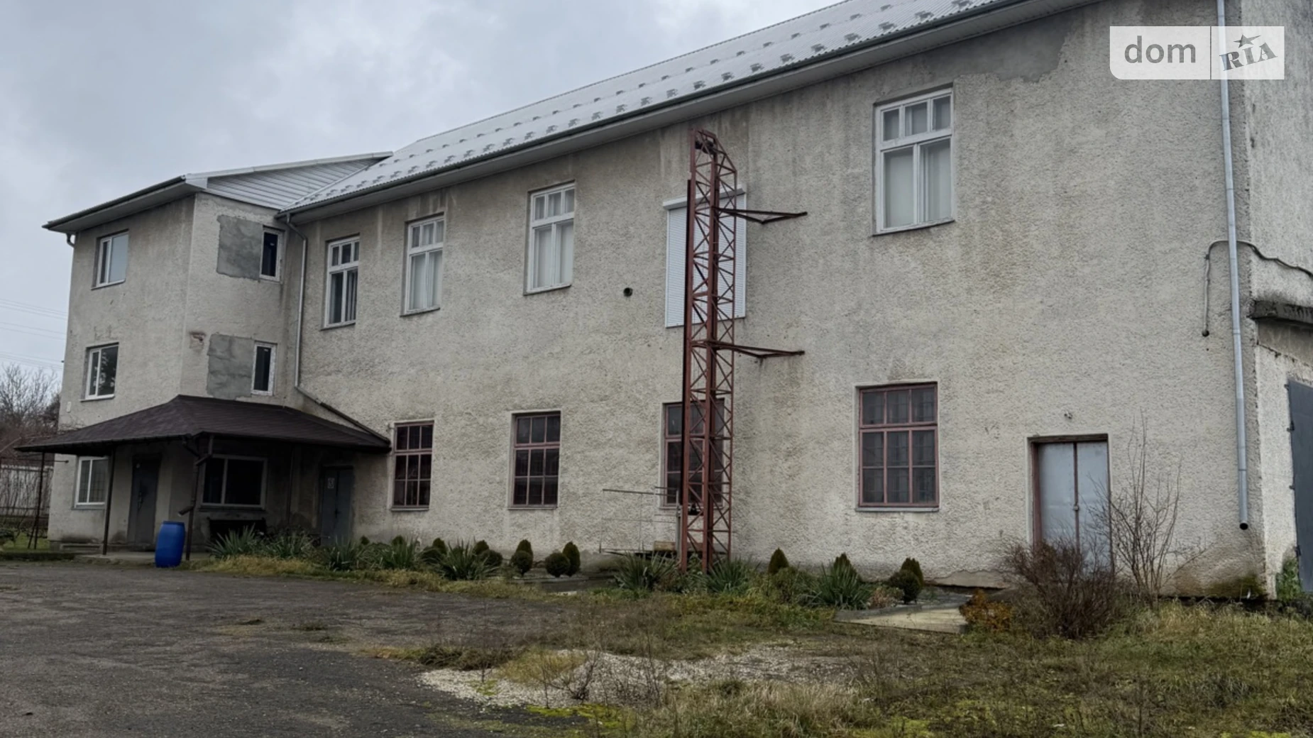 Продається об'єкт сфери послуг 755 кв. м в 3-поверховій будівлі, цена: 520000 $ - фото 5