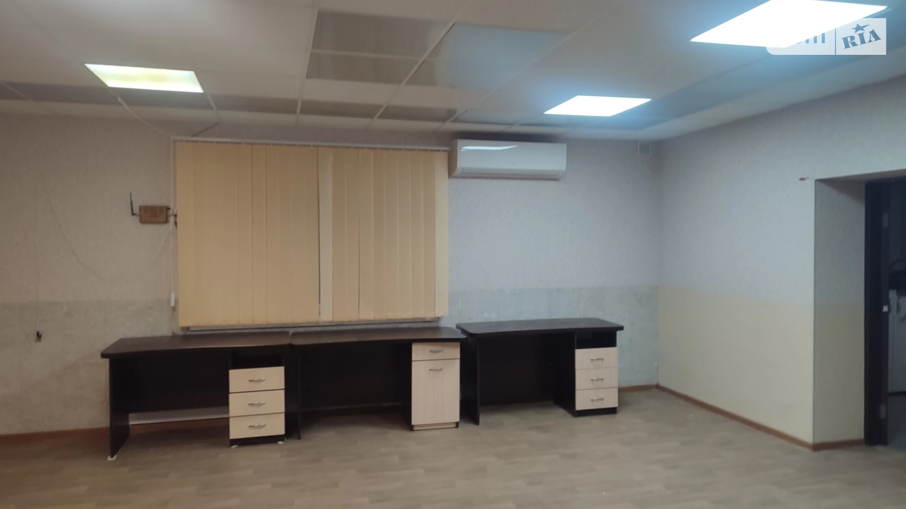 Продається офіс 92 кв. м в бізнес-центрі, цена: 65000 $ - фото 5