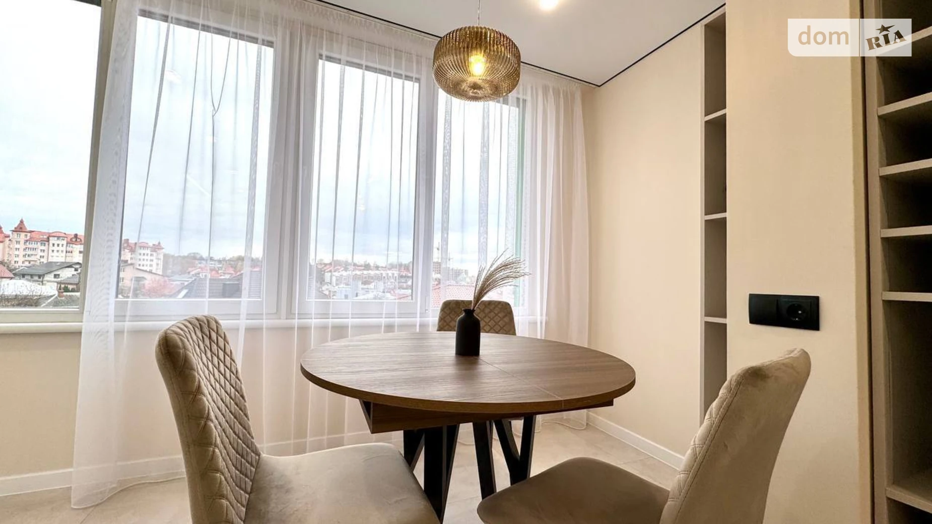 1-комнатная квартира 50 кв. м в Тернополе, просп. Бандеры Степана - фото 2