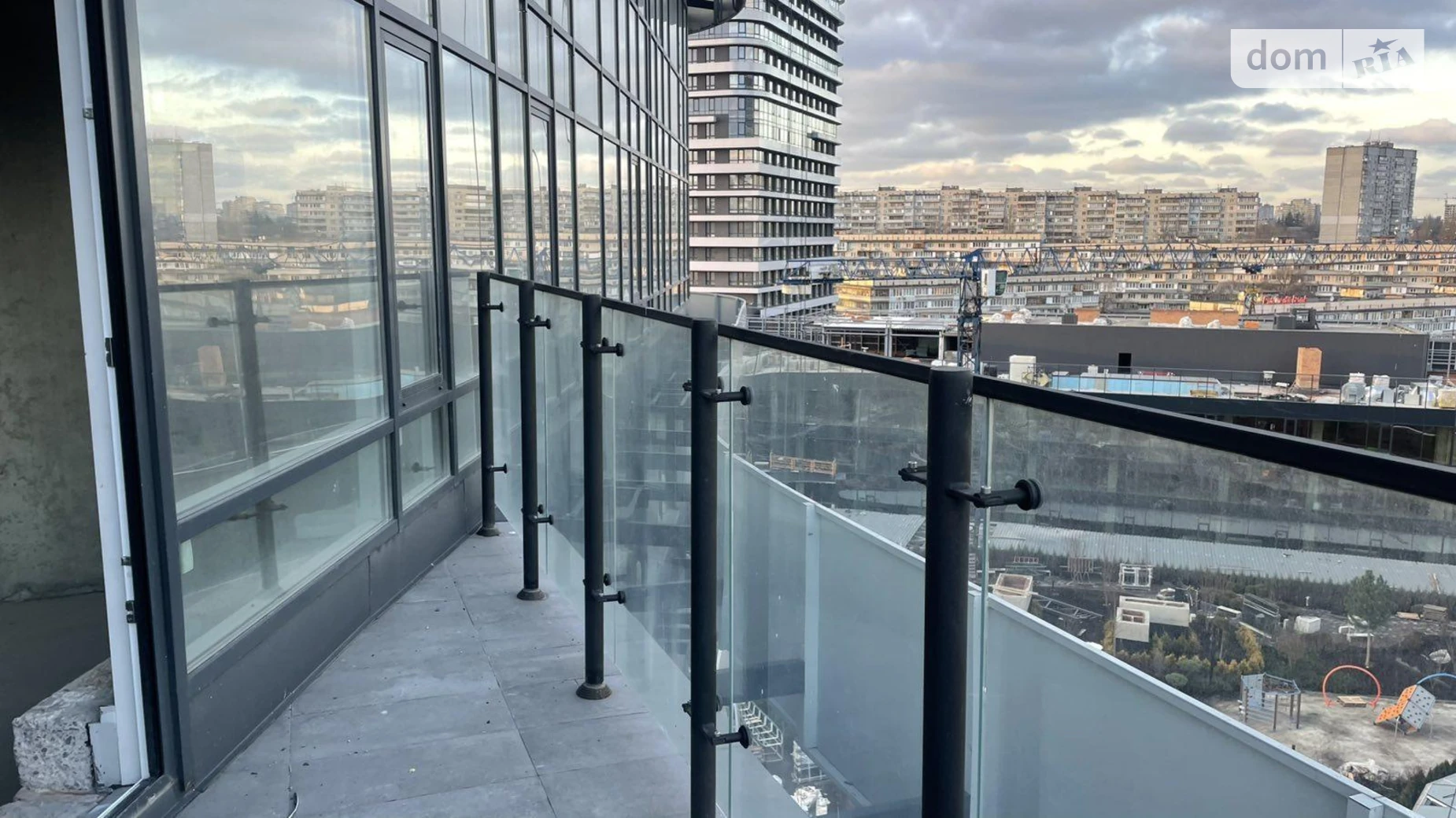 Продається 3-кімнатна квартира 105 кв. м у Києві, вул. Васильківська, 1 - фото 2