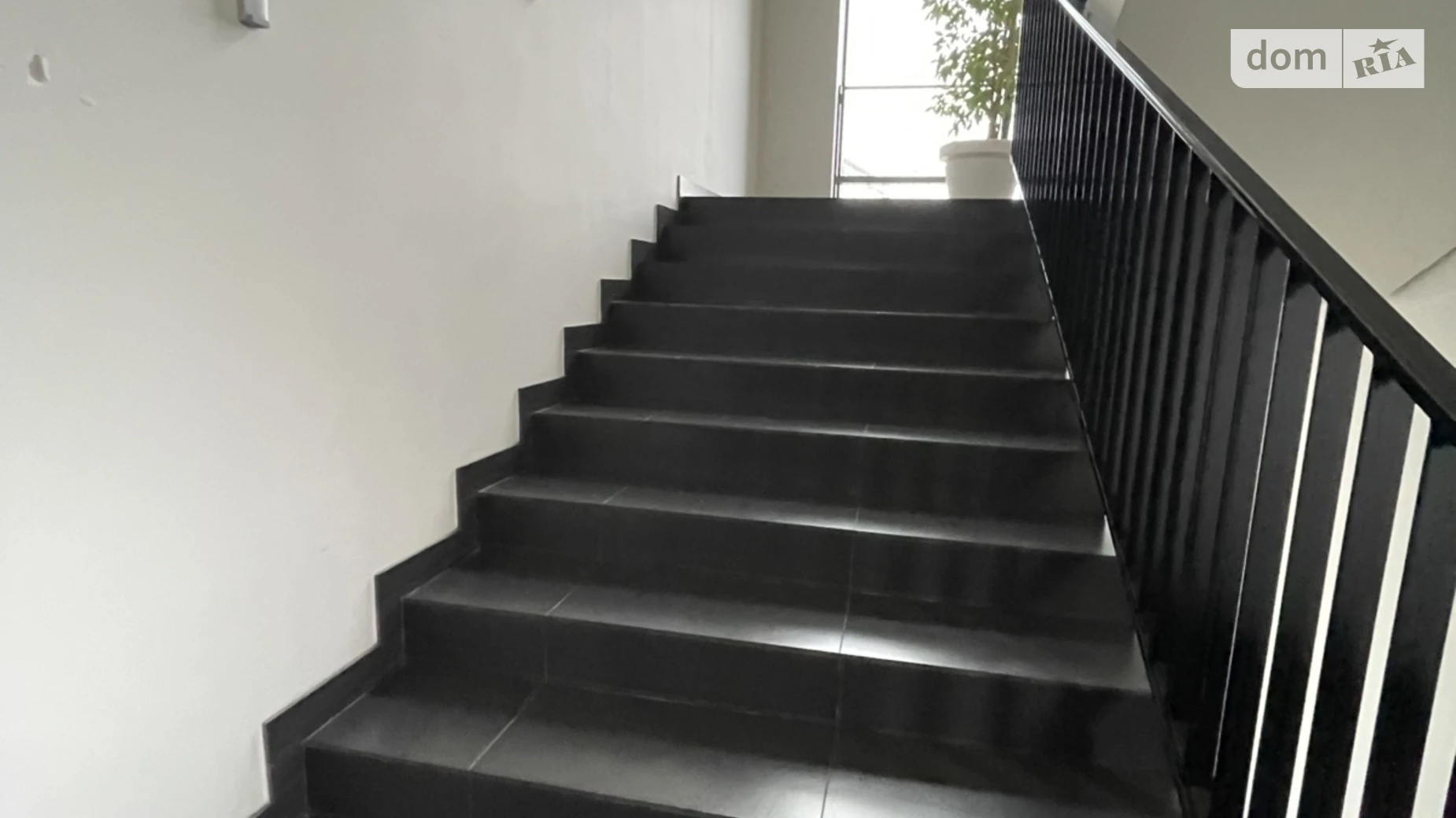 Сдается в аренду помещения свободного назначения 520 кв. м в 3-этажном здании, цена: 140000 грн - фото 2