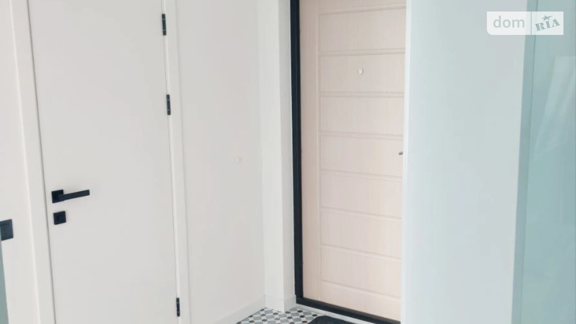 Продается 1-комнатная квартира 42 кв. м в Киеве, ул. Михаила Максимовича, 26Г - фото 4