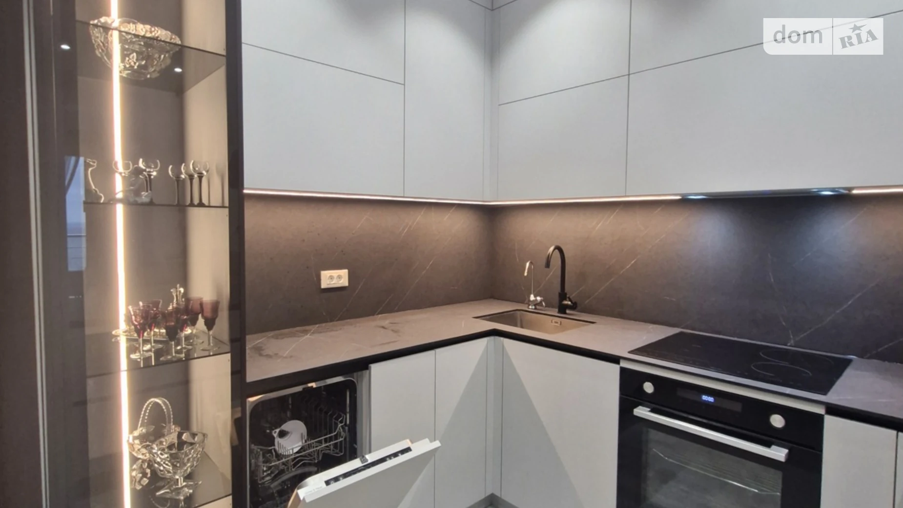 Сдается в аренду 1-комнатная квартира 80.6 кв. м в Одессе, ул. Веры Инбер - фото 4