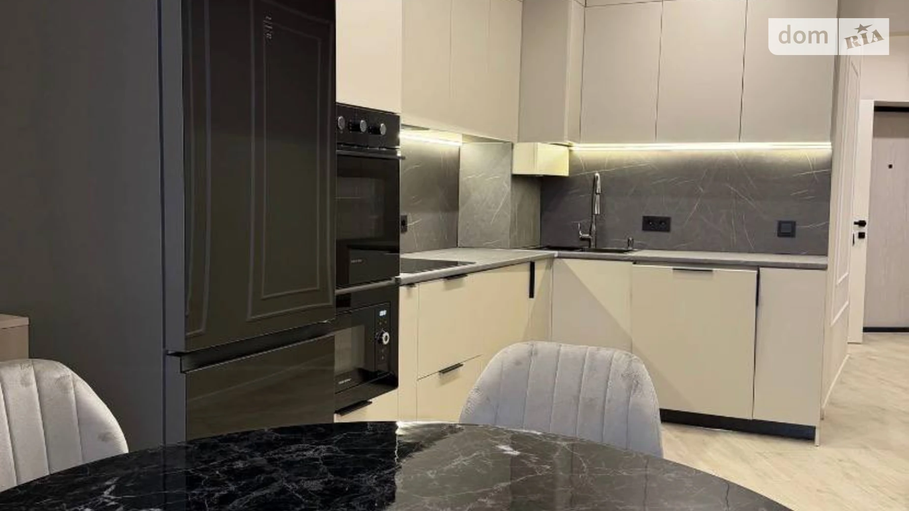 Сдается в аренду 1-комнатная квартира 44 кв. м в Липинах, ул. Европейская - фото 2