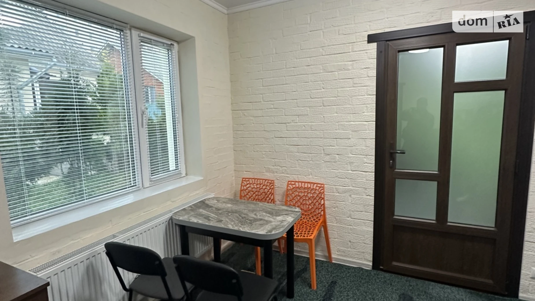 Здається в оренду одноповерховий будинок 60 кв. м з каміном, цена: 350 $ - фото 2