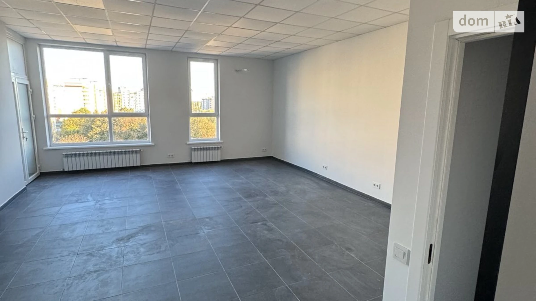 Сдается в аренду офис 44 кв. м в бизнес-центре, цена: 11000 грн - фото 5