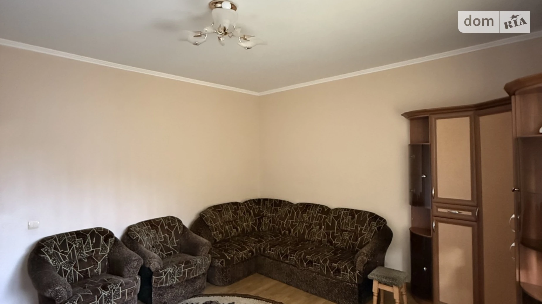 Сдается в аренду дом на 2 этажа 175 кв. м с участком, цена: 800 $ - фото 3