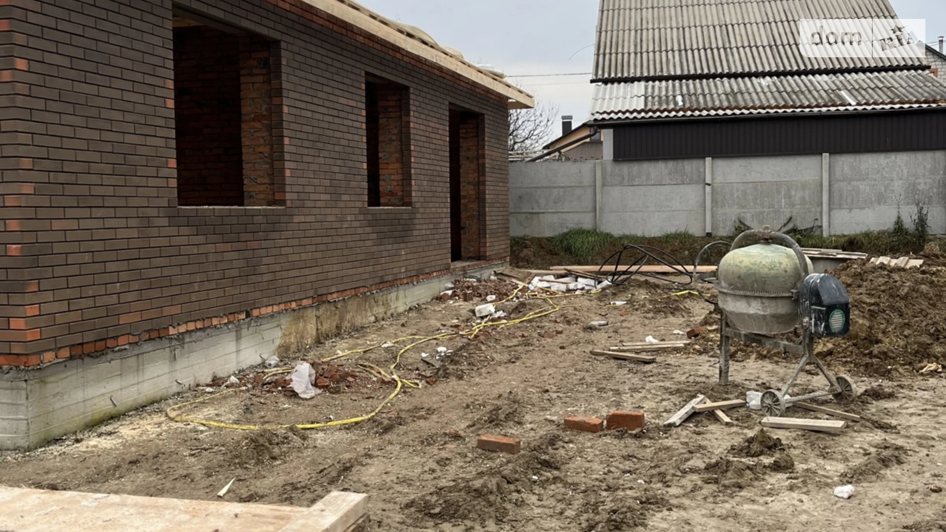 Продається одноповерховий будинок 93 кв. м з ділянкою, цена: 92990 $ - фото 2