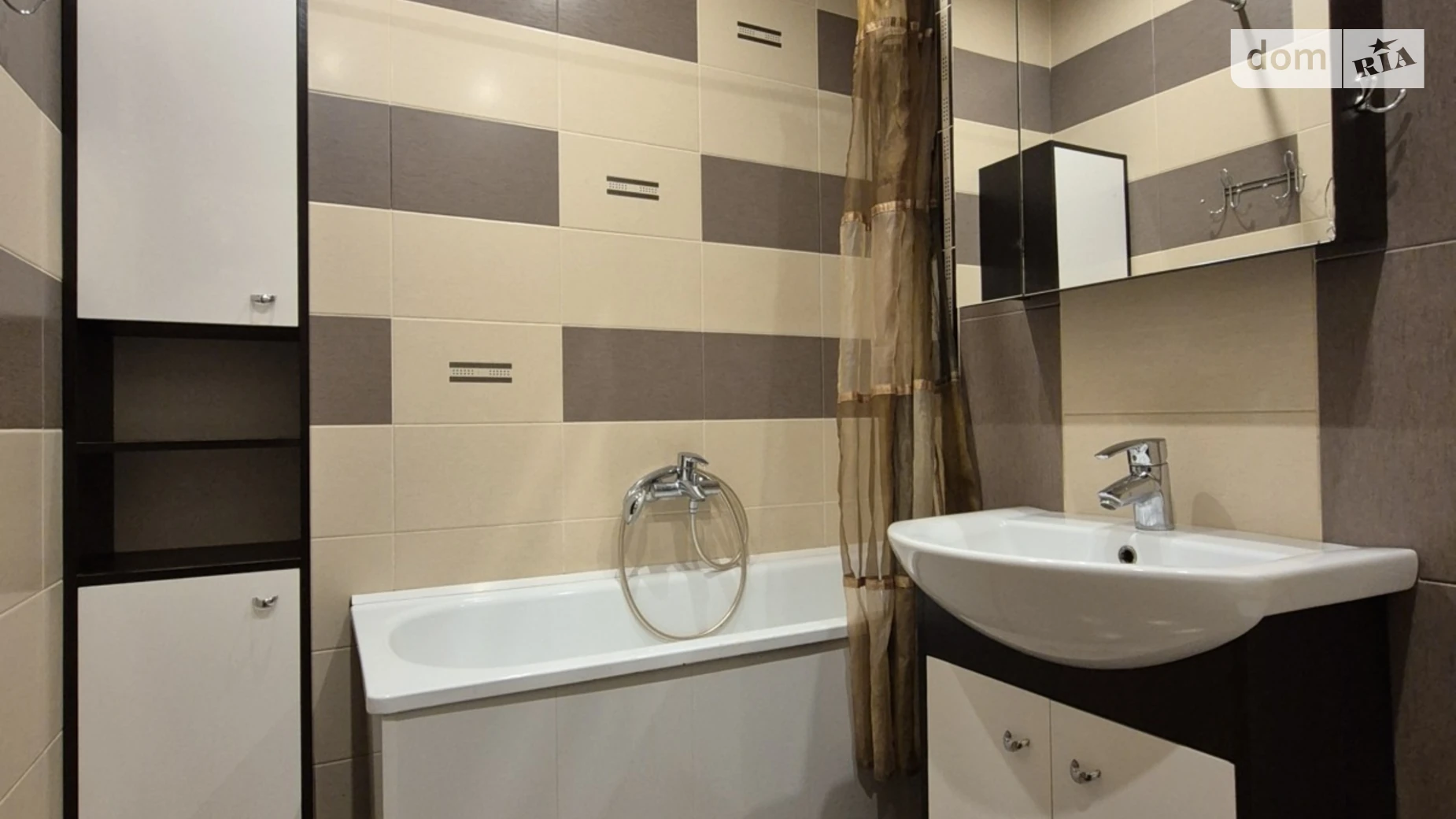 Продается 2-комнатная квартира 70 кв. м в Слобожанском, ул. Слобожанская(8-го Марта), 9В - фото 5