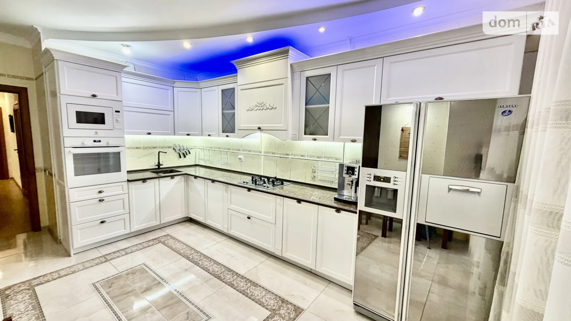 Продається 3-кімнатна квартира 122.4 кв. м у Києві, вул. Раїси Окіпної, 4 - фото 2