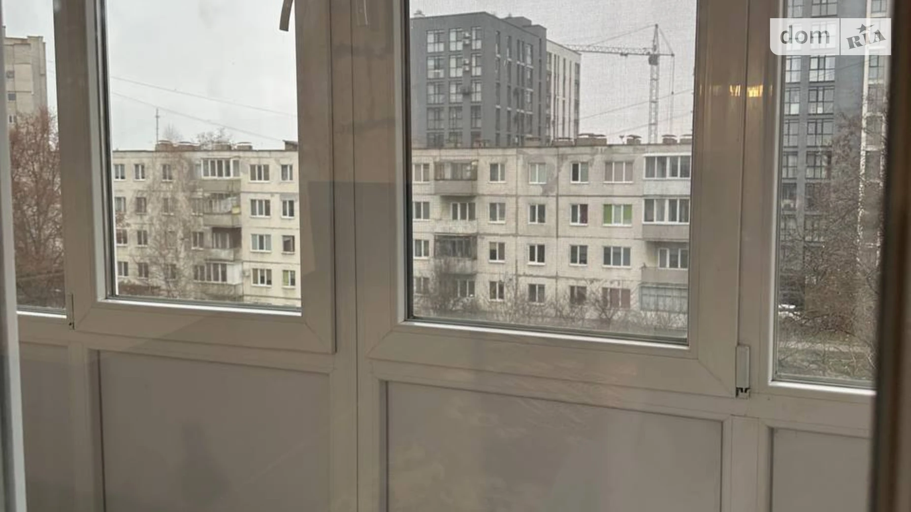 2-комнатная квартира 47 кв. м в Луцке, ул. Гулака-Артемовского - фото 4