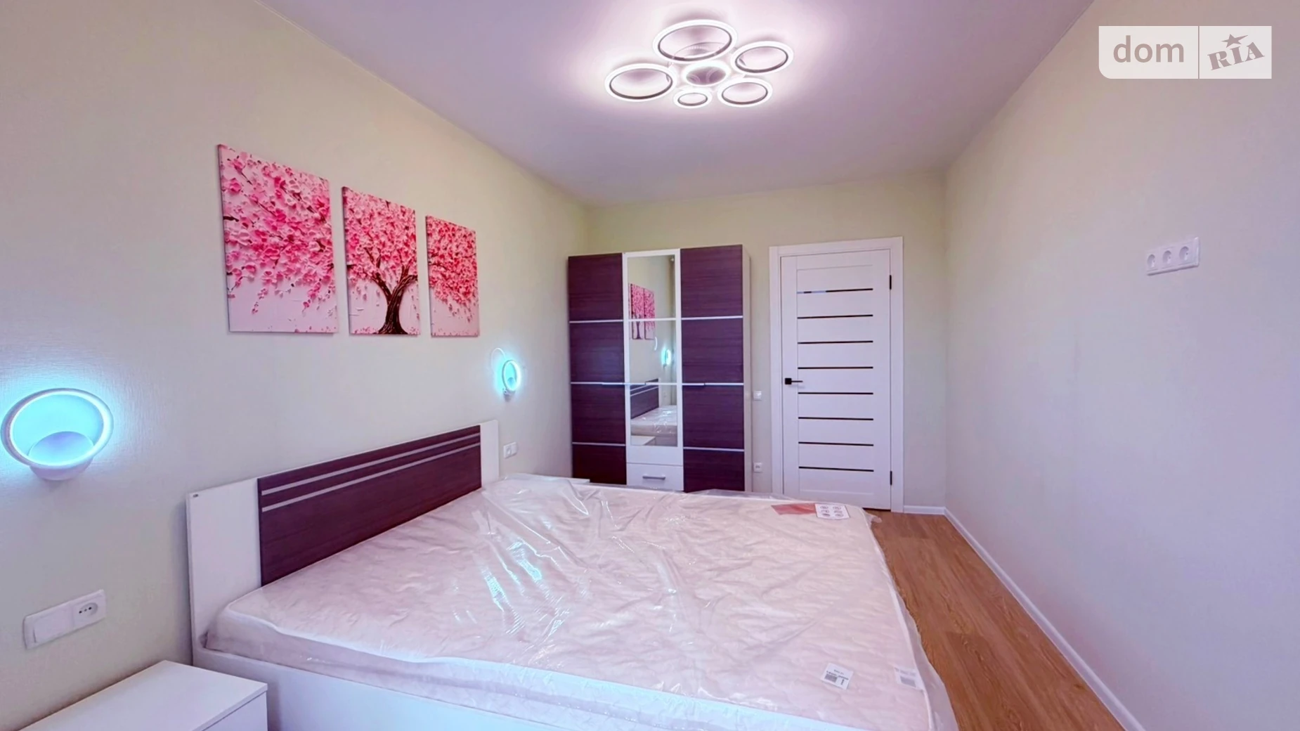 Продается 2-комнатная квартира 53 кв. м в Каменском, бул. Героев, 13 - фото 3