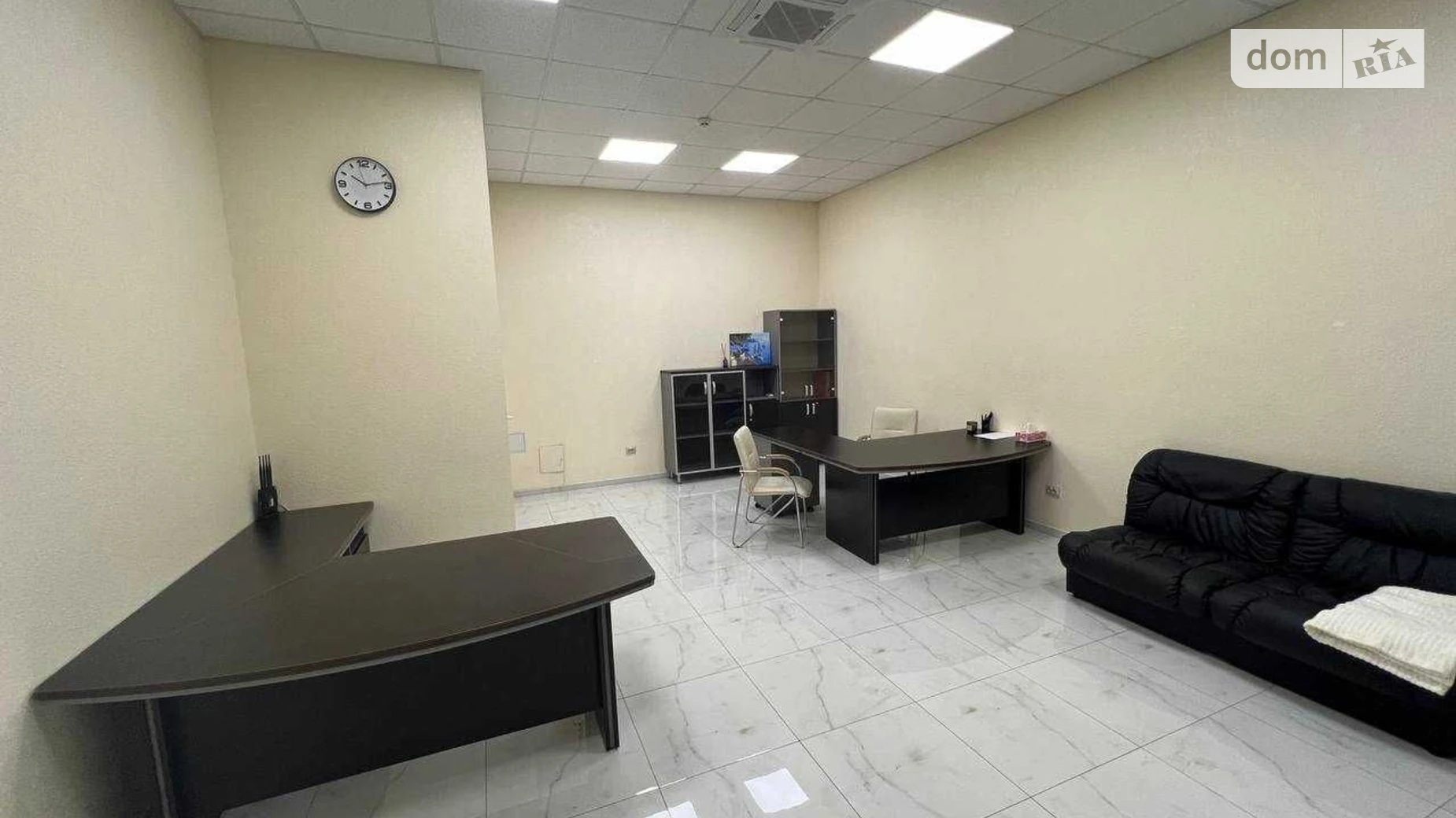 Продается помещения свободного назначения 36.5 кв. м в 8-этажном здании, цена: 84000 $ - фото 2