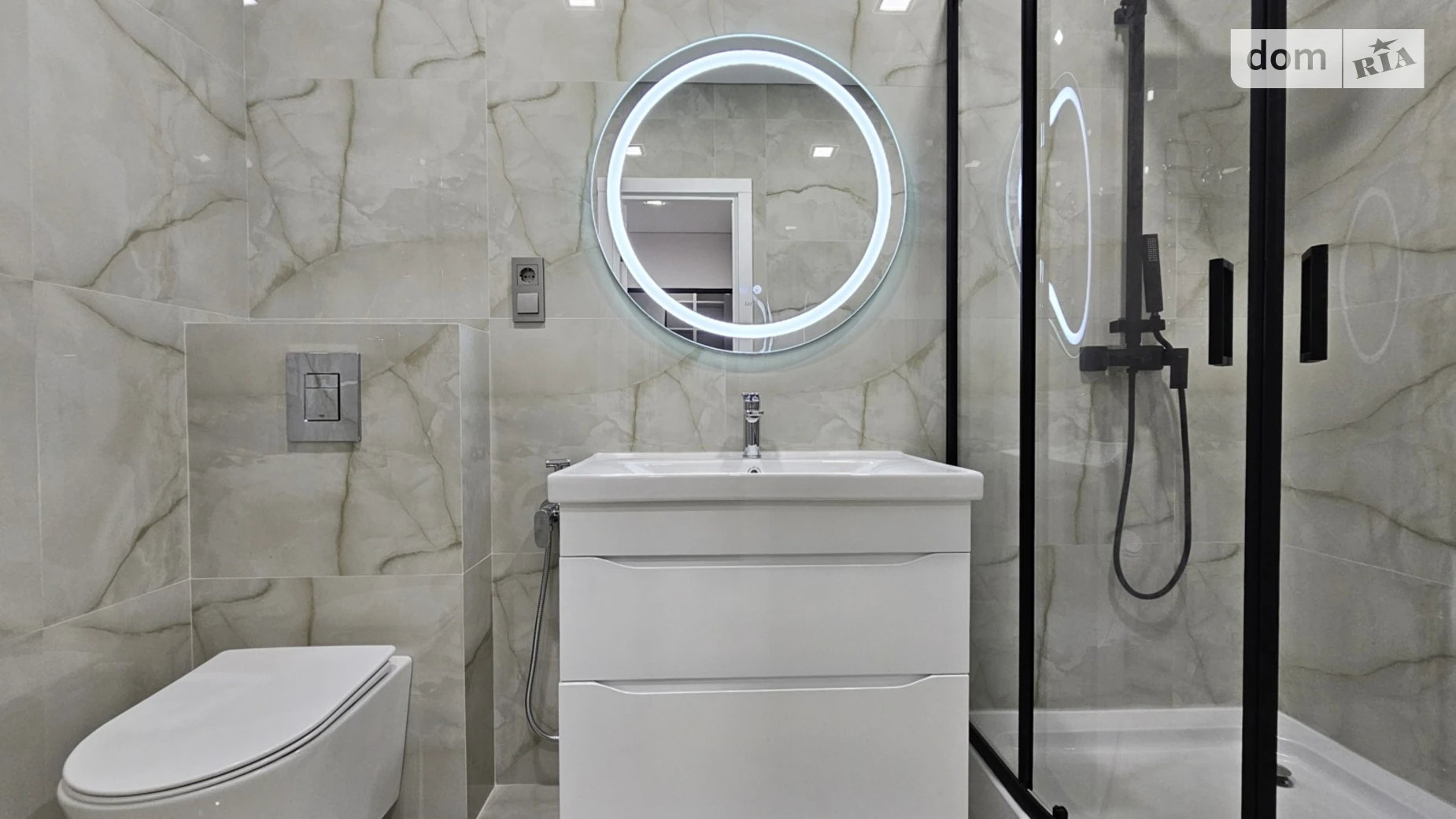 Продается 1-комнатная квартира 43 кв. м в Ивано-Франковске, ул. Княгинин, 44 корпус 37 - фото 5