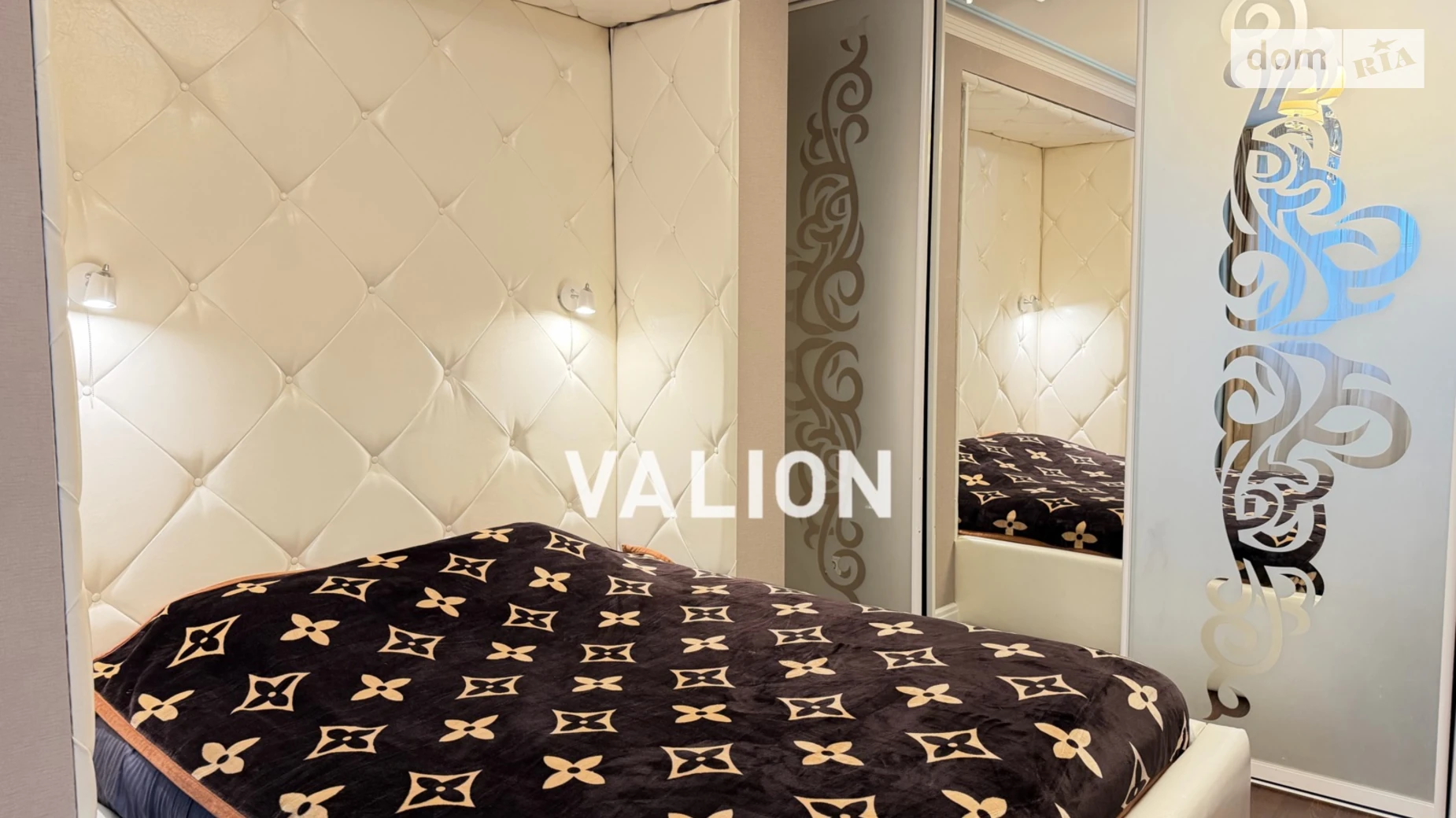 Продается 2-комнатная квартира 72.4 кв. м в Киеве, ул. Коновальца Евгения, 44Г - фото 2