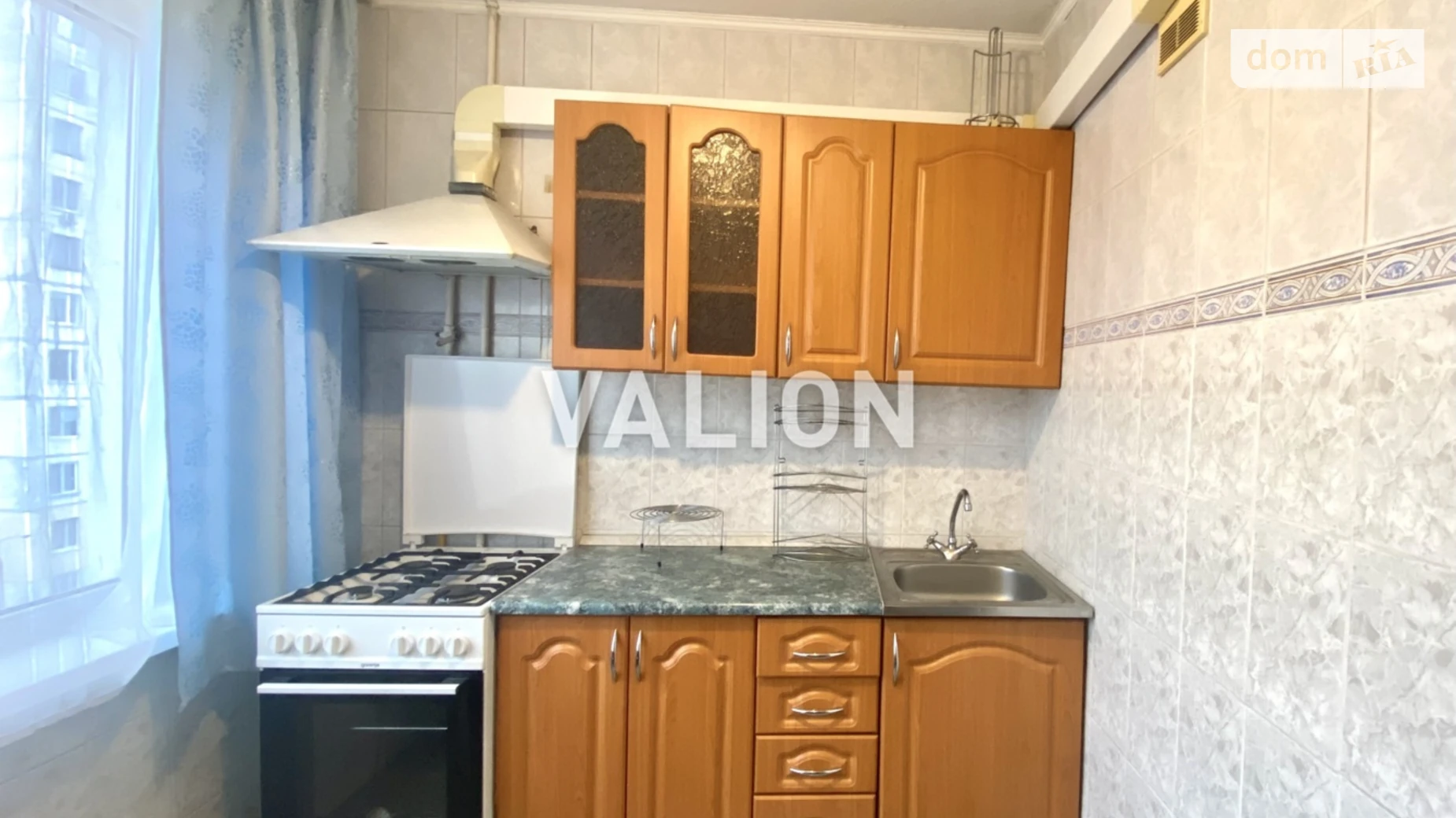 Продається 3-кімнатна квартира 62.4 кв. м у Києві, вул. Кубанської України, 53 - фото 2