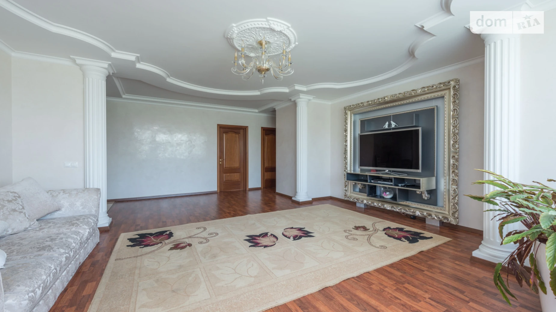 Продается 4-комнатная квартира 132.2 кв. м в Киеве, ул. Василия Касияна, 2/1 - фото 2