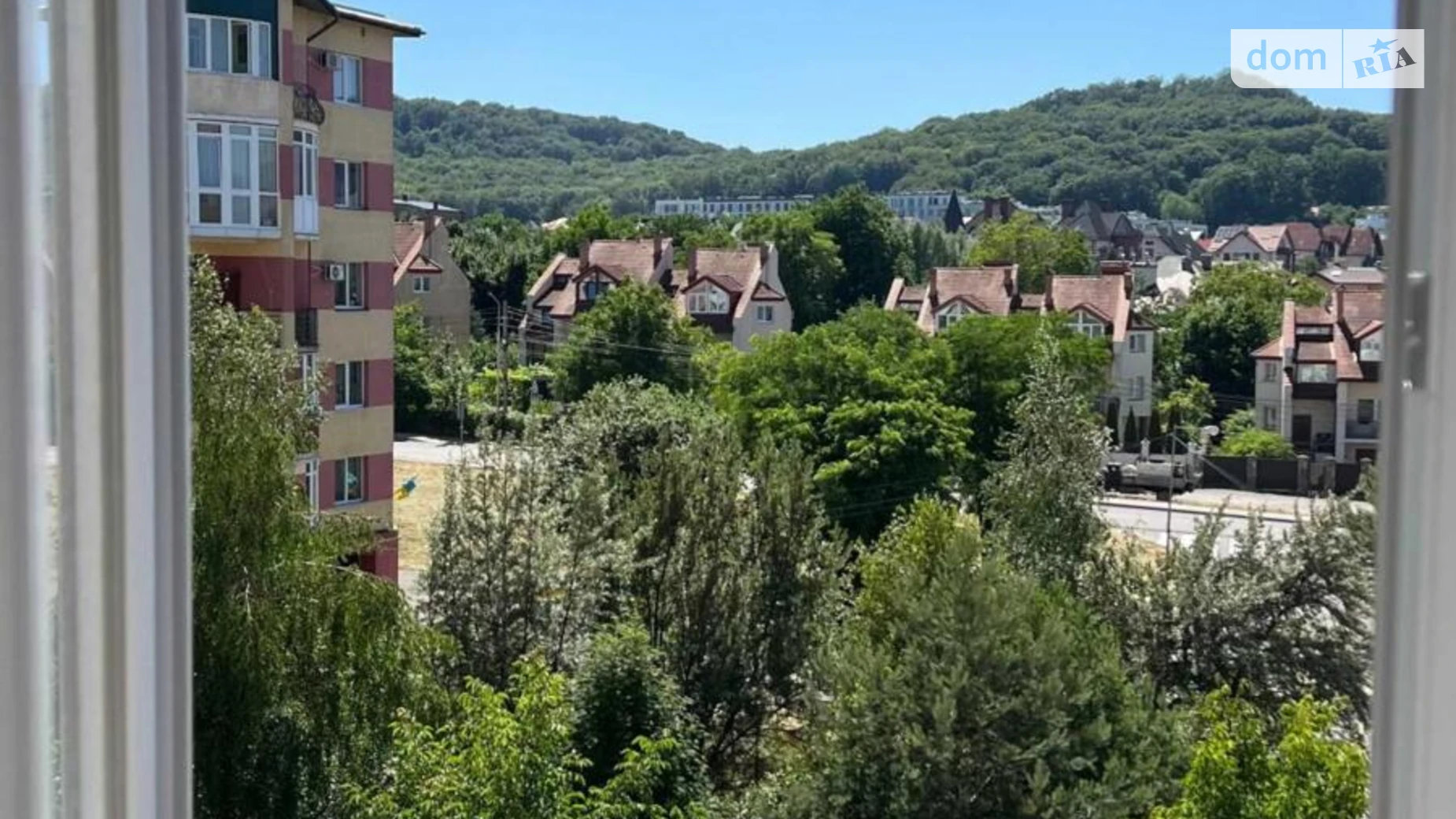 Продается 2-комнатная квартира 70 кв. м в Винниках, ул. Ивасюка, 48А - фото 2