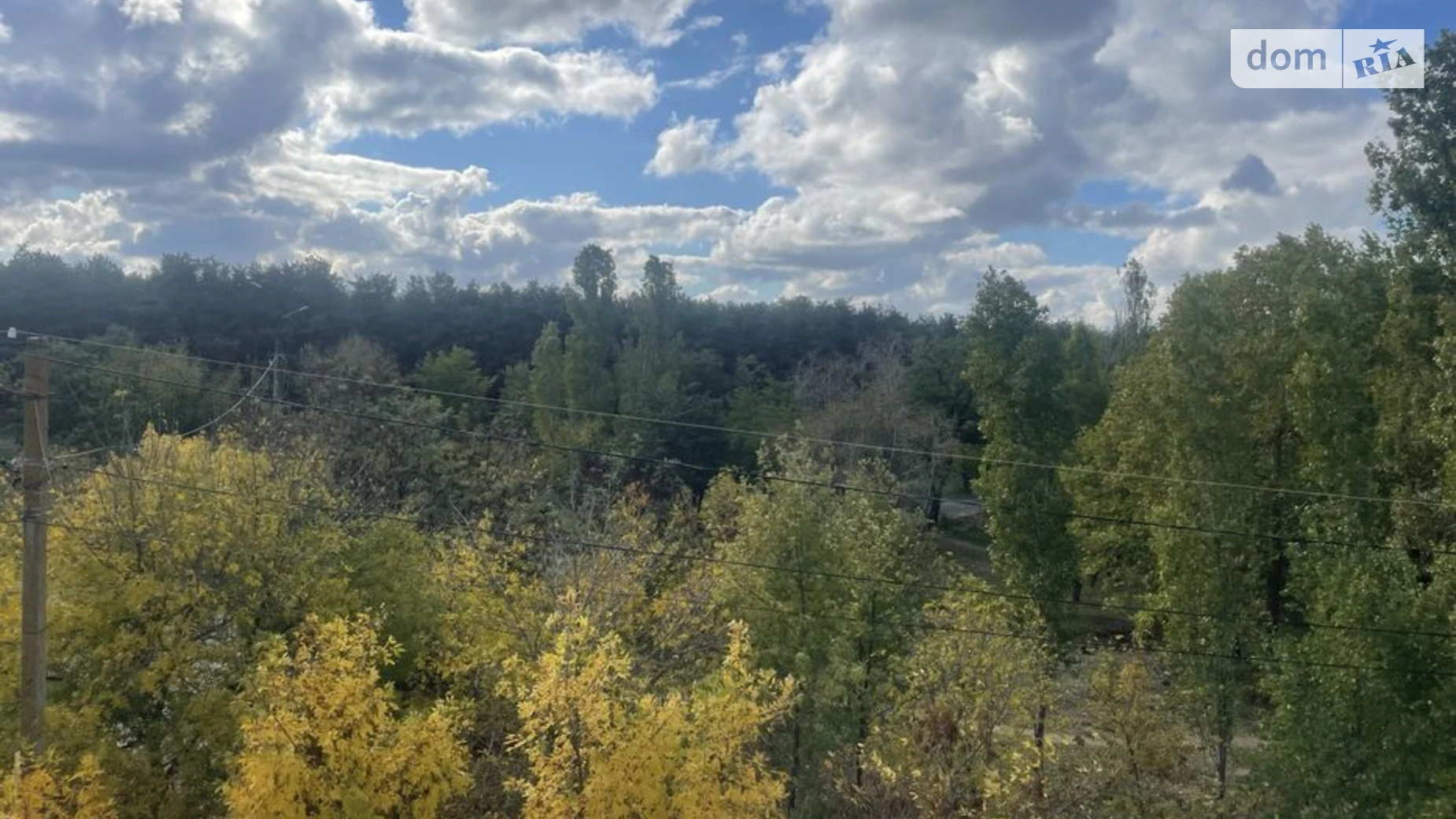 Продается дом на 2 этажа 213.2 кв. м с участком, цена: 150000 € - фото 2