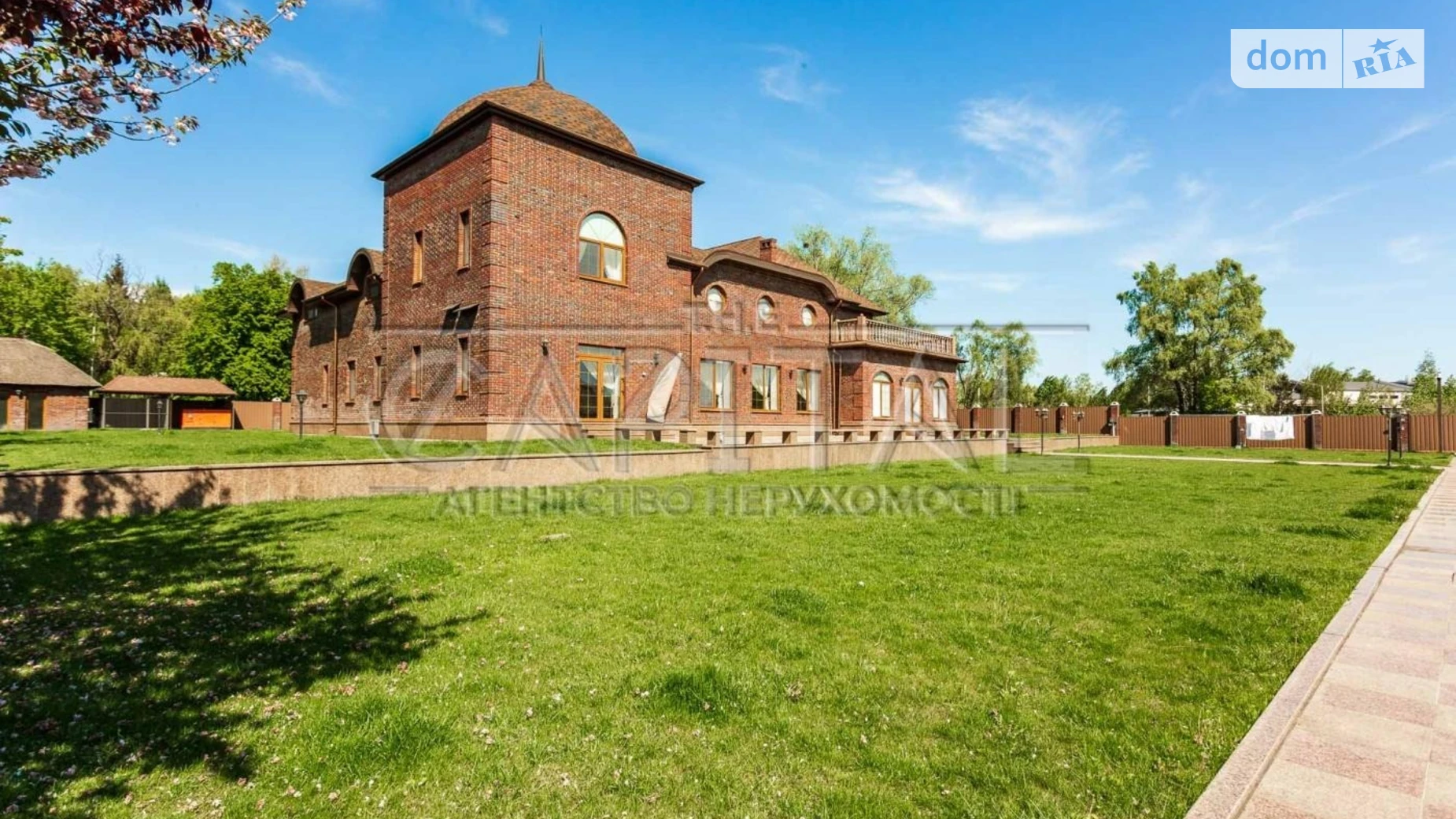 Продается дом на 2 этажа 1086.6 кв. м с подвалом, цена: 1550000 $ - фото 3