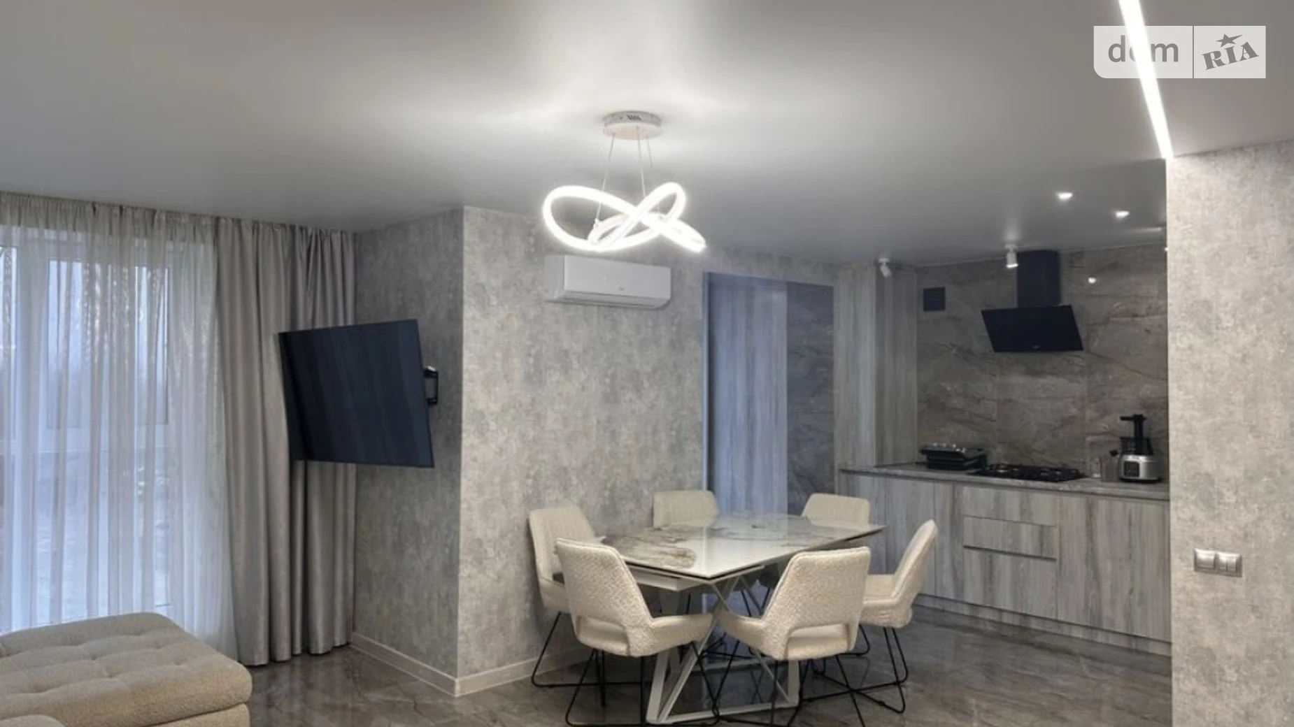 Продается 3-комнатная квартира 90 кв. м в Черкассах, ул. Героев Днепра - фото 3