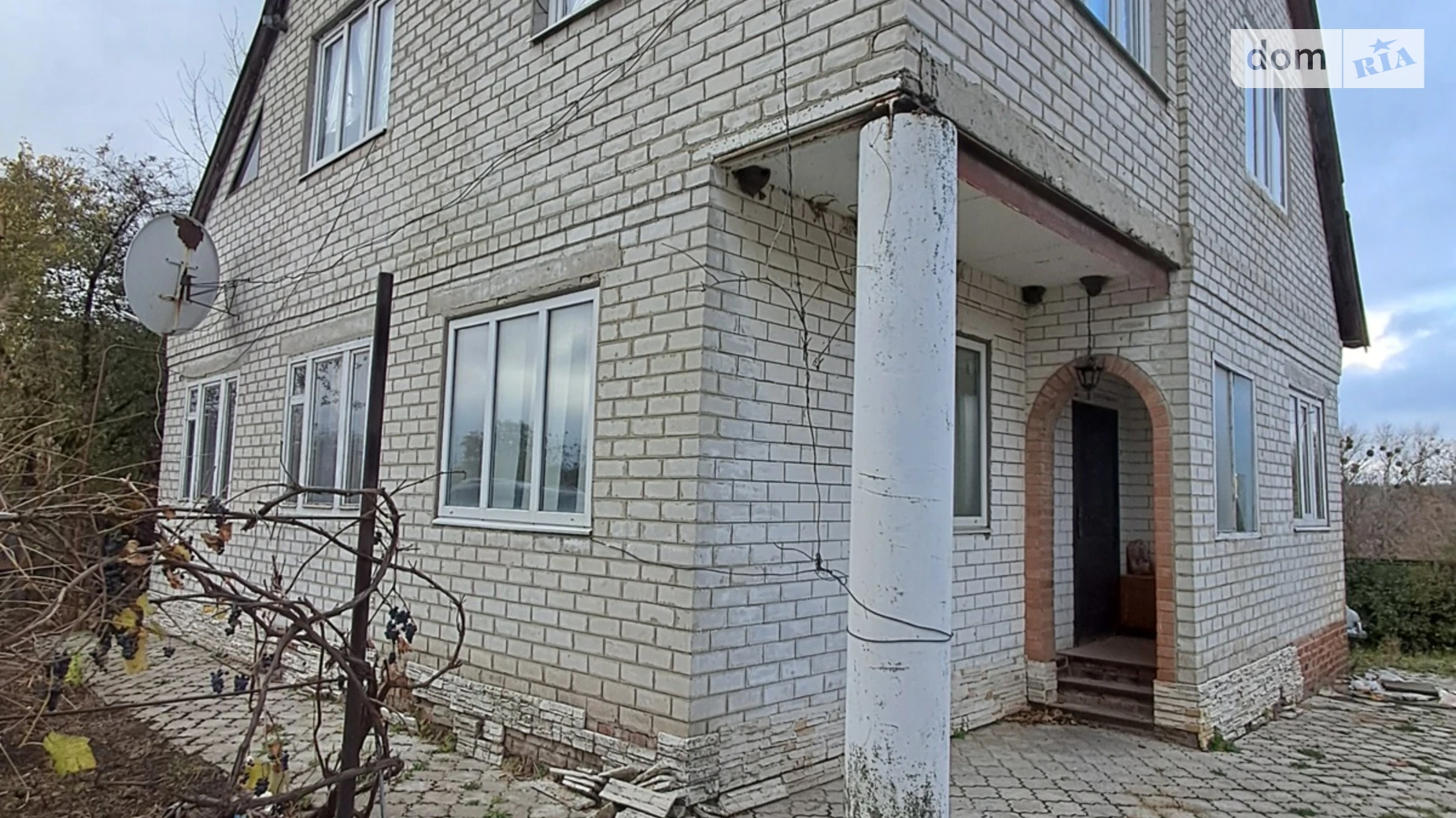 Продается дом на 2 этажа 124.2 кв. м с бассейном, цена: 23000 $ - фото 2