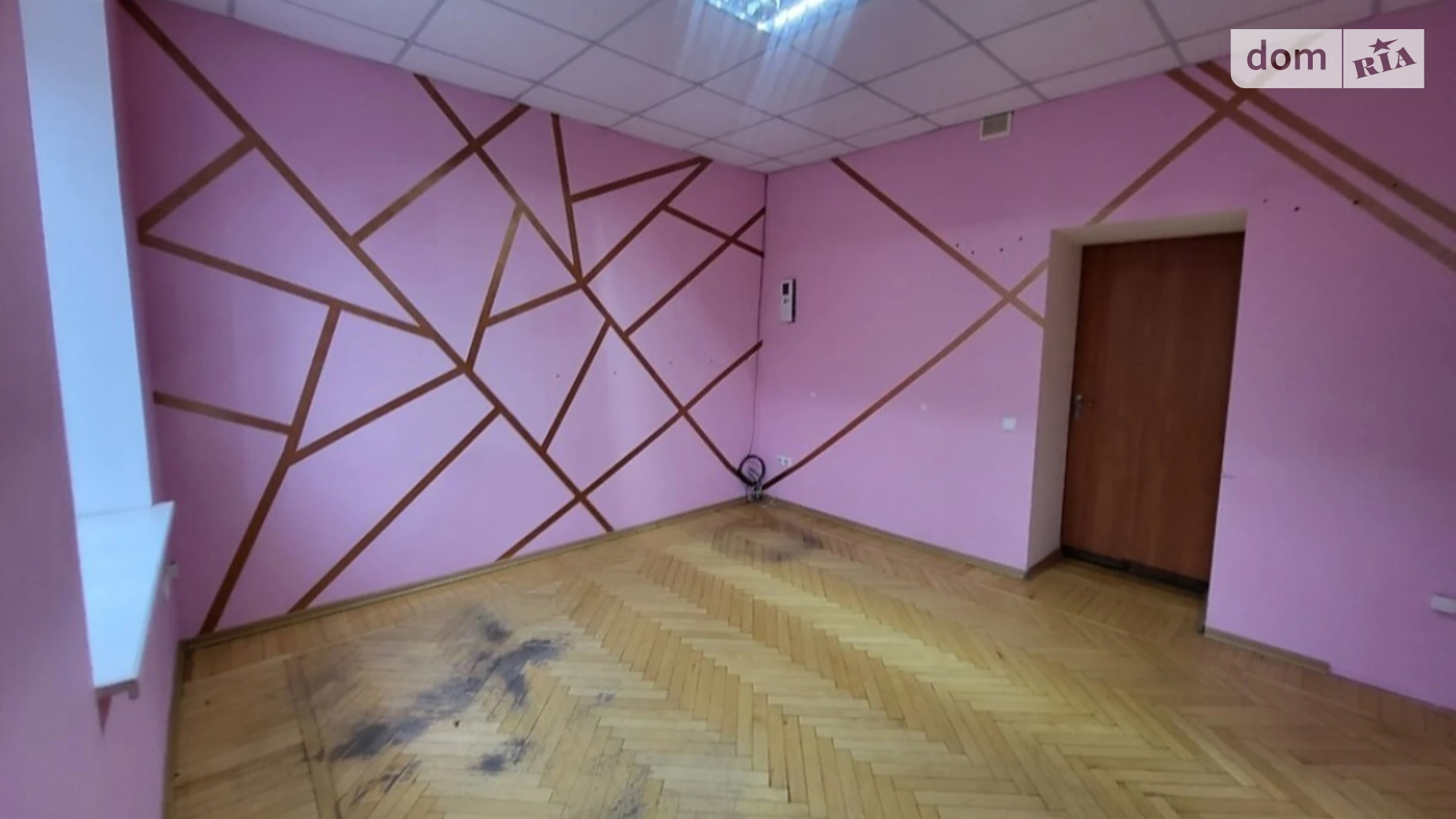 Сдается в аренду офис 17.5 кв. м в бизнес-центре, цена: 4195 грн - фото 2