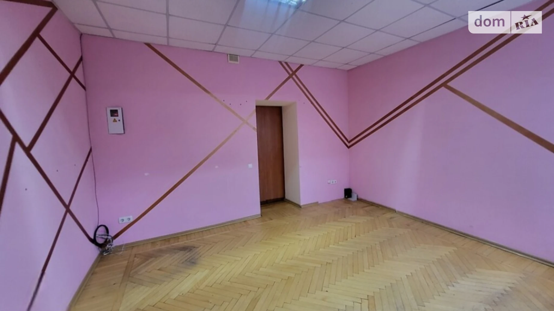 Сдается в аренду офис 17.5 кв. м в бизнес-центре, цена: 4195 грн - фото 5